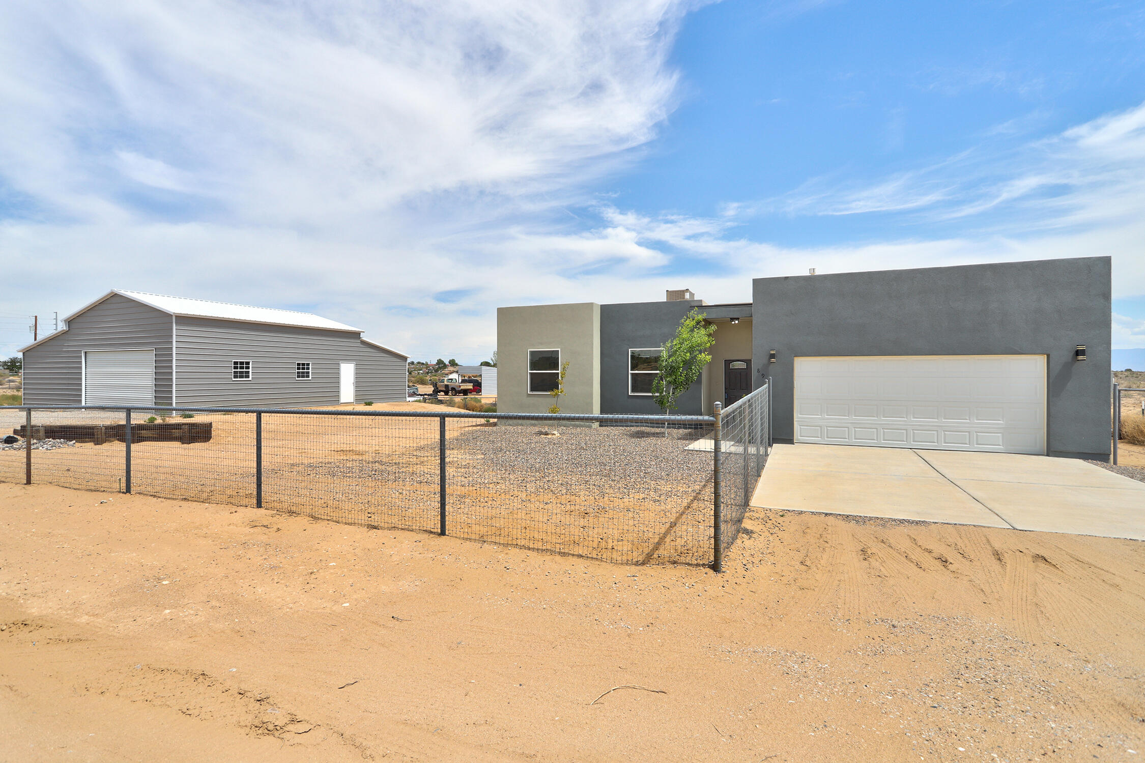 Photo 2 of Single family home for sale at 890 Idalia Rd Sw, Rio Rancho, NM 87124 | MLS# 1110272 | Listing updated on 2026-09-07