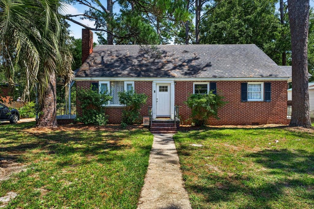 2501 Redwood St.