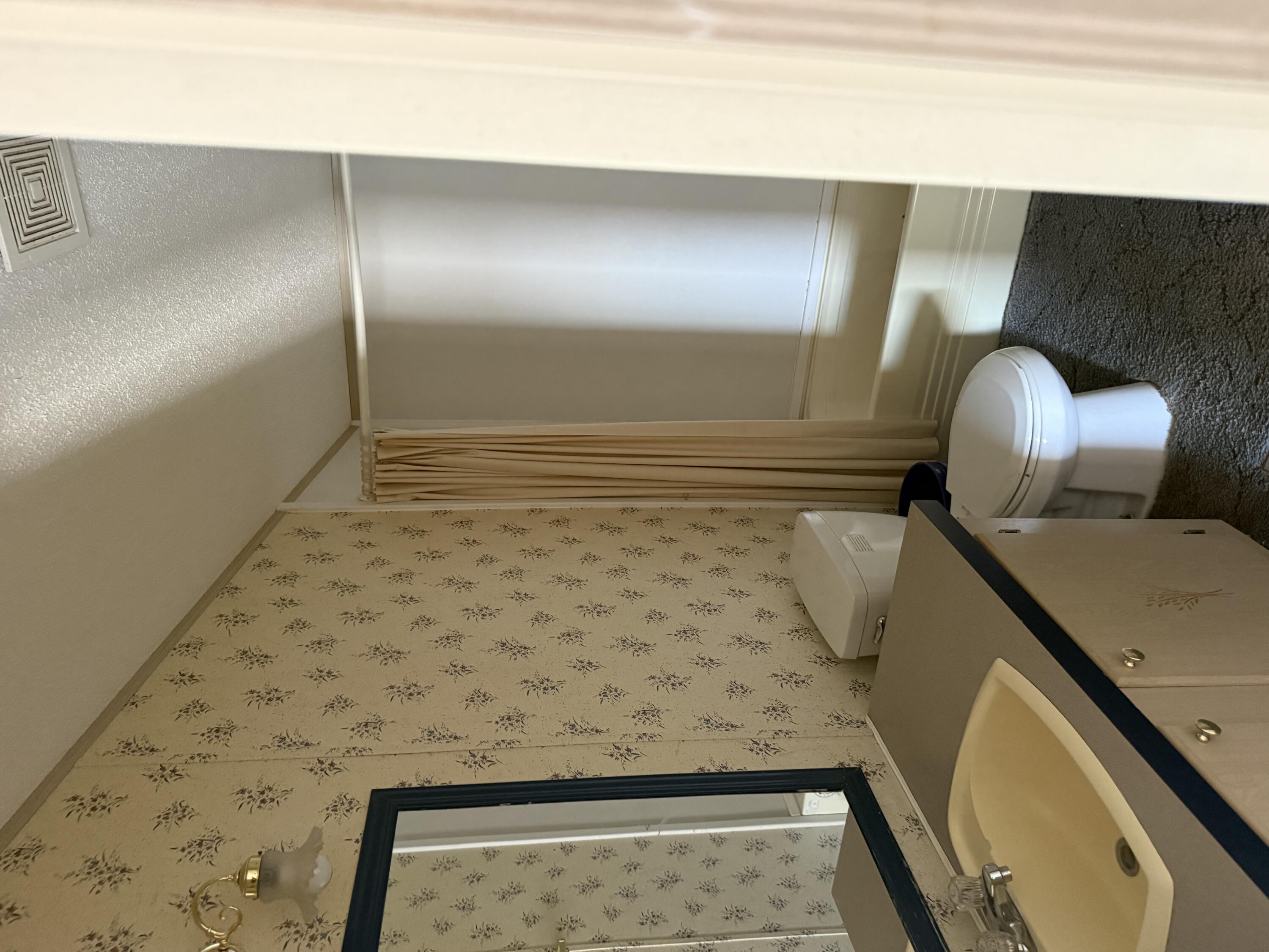 Photo 5 of Manufactured home for sale at 10 Gloria Ln, Moriarty, NM 87035 | MLS# 1110280 | Listing updated on 2026-09-02