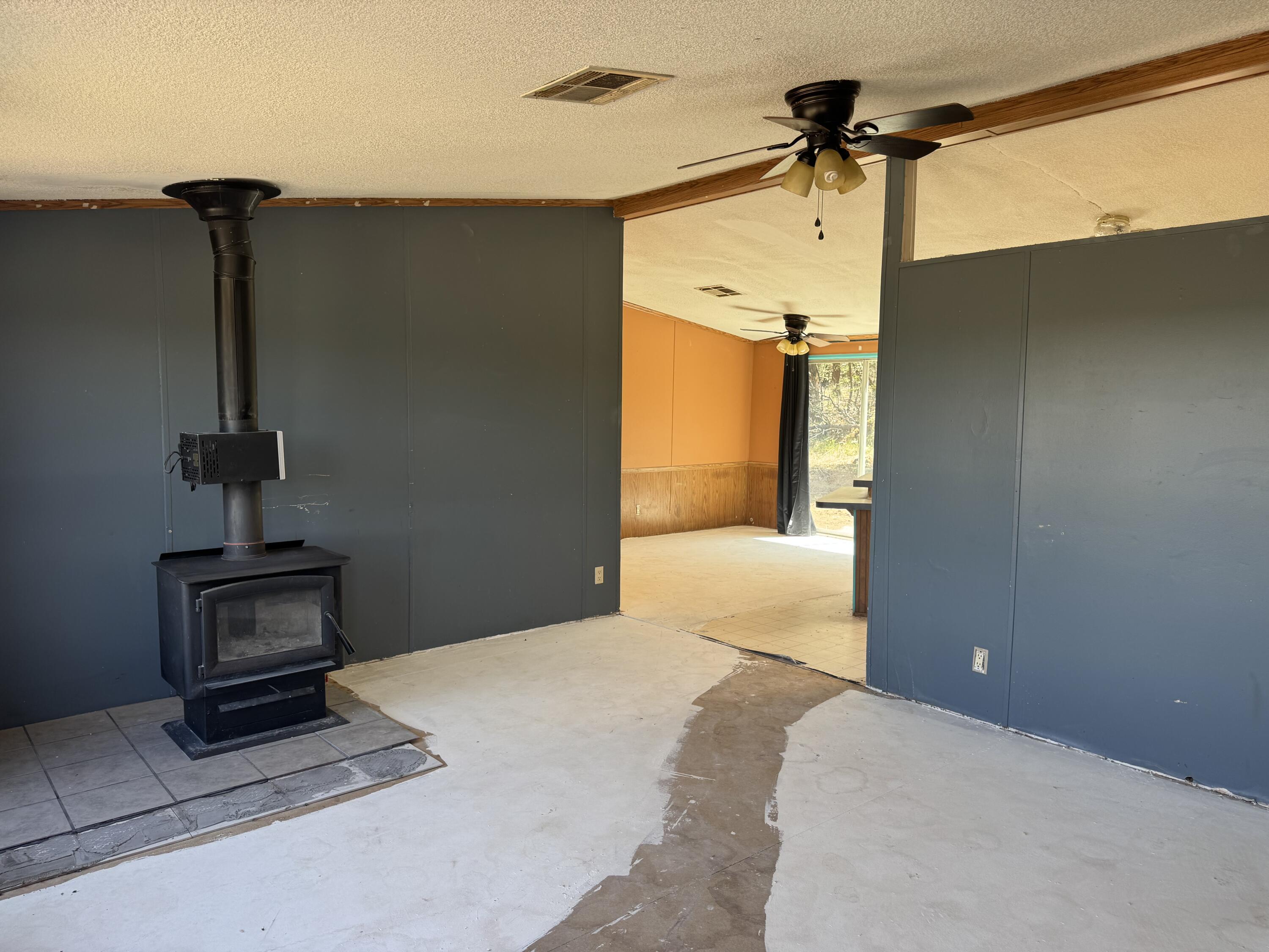 Photo 2 of Manufactured home for sale at 10550 Nm 337, Tijeras, NM 87059 | MLS# 1110294 | Listing updated on 2026-10-21