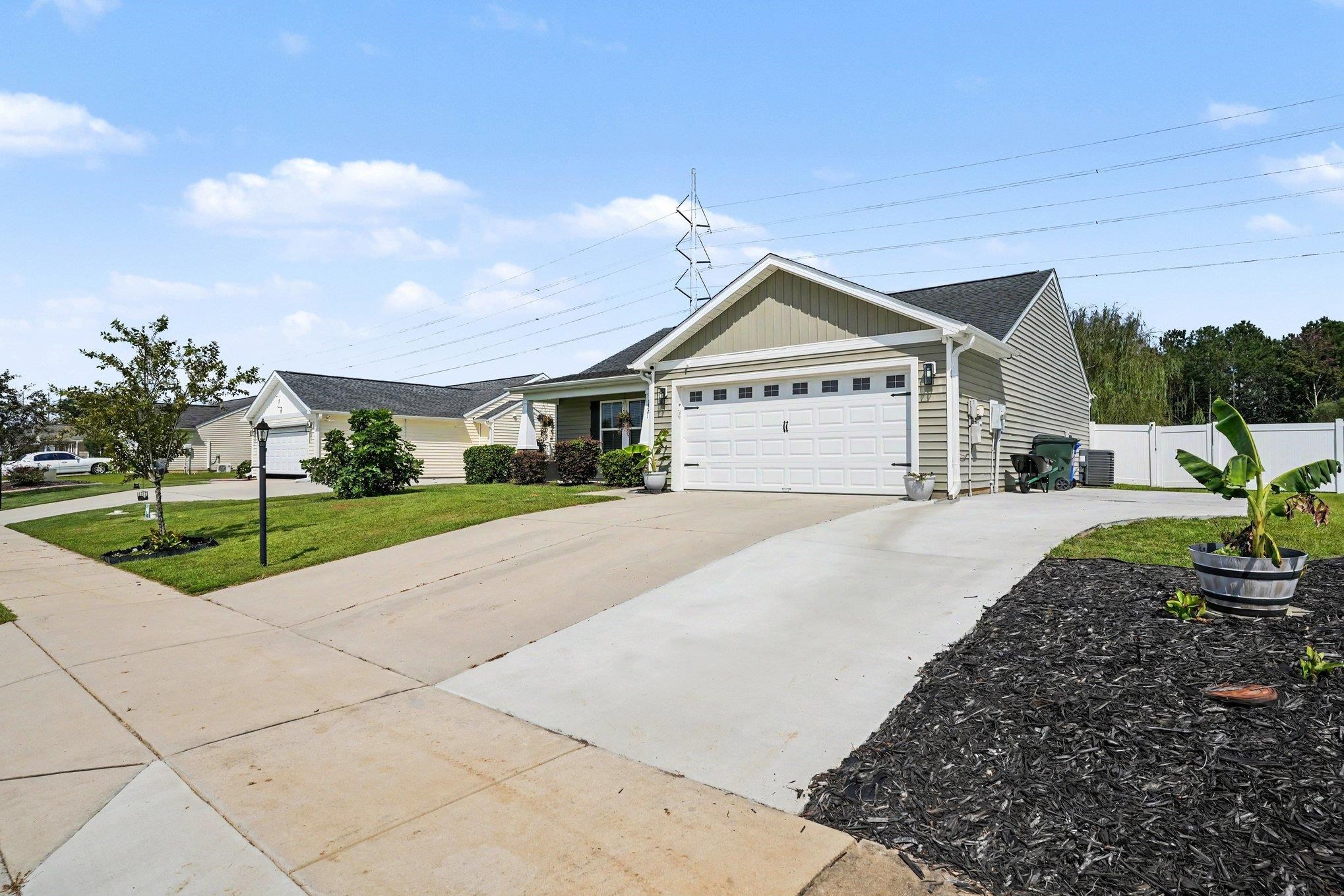 Photo 4 of Single family home for sale at 1321 Leatherman Rd, Conway, SC 29527 | MLS# 2621864 | Listing updated on 2026-09-05