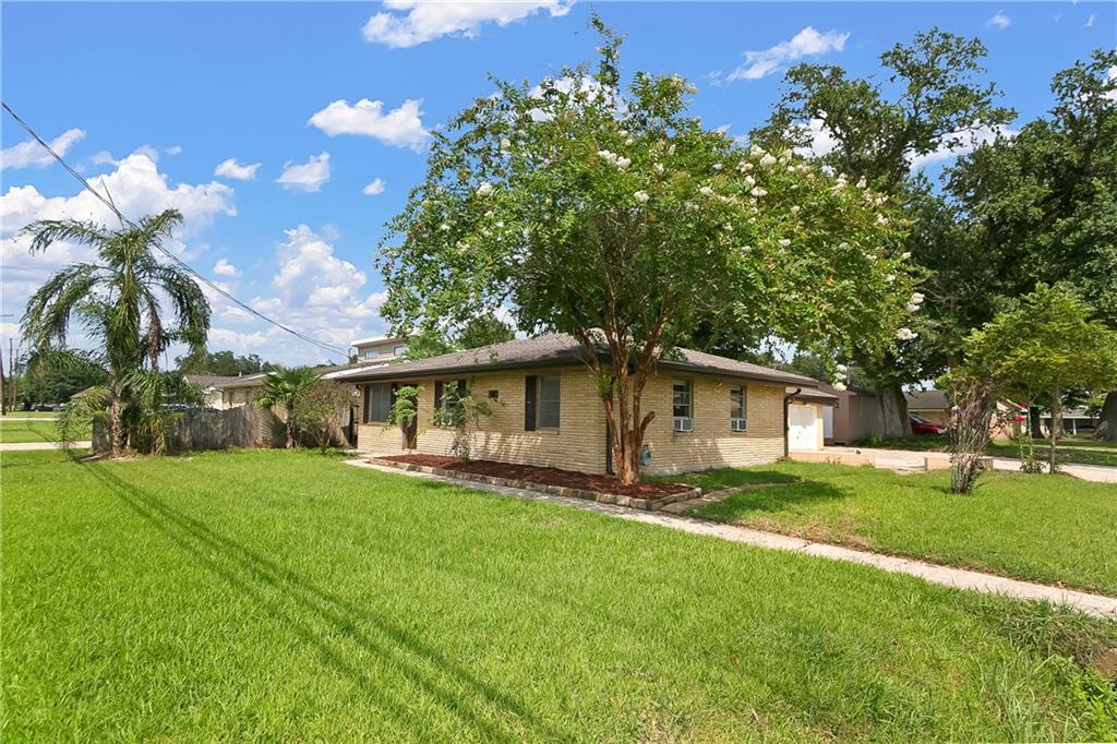 Photo 2 of Single family home for sale at 227 Barton Ave, Luling, LA 70070 | MLS# 2574836 | Listing updated on 2026-09-04