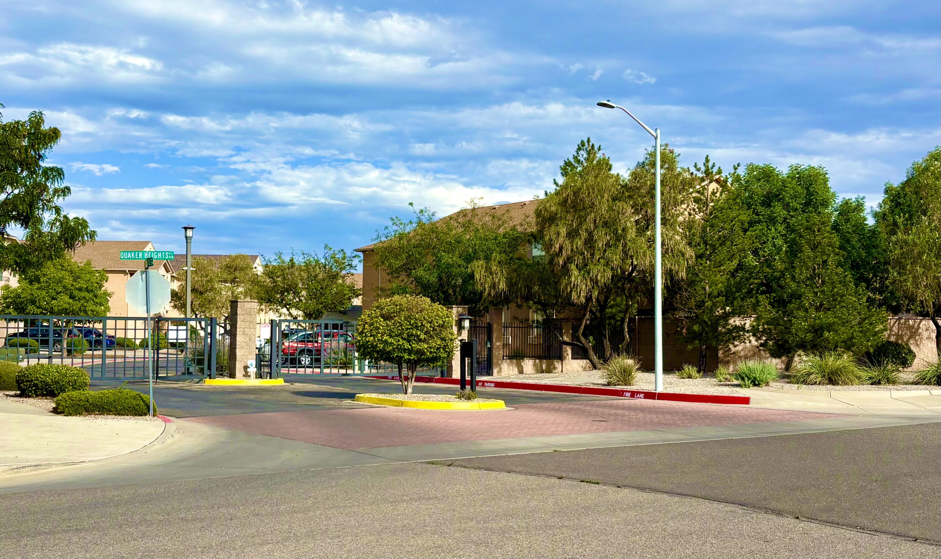 Photo 2 of Condo for sale at 5640 Valle Alegre Rd NW, Albuquerque, NM 87120 | MLS# 1110337 | Listing updated on 2026-09-11