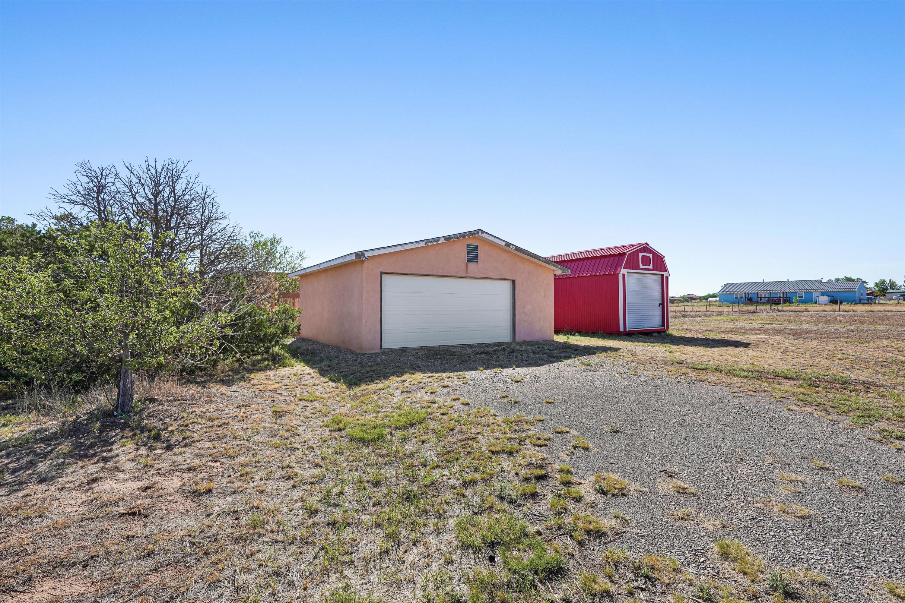 Photo 5 of Single family home for sale at 15 Lacy Rd, Edgewood, NM 87015 | MLS# 1110357 | Listing updated on 2026-09-03