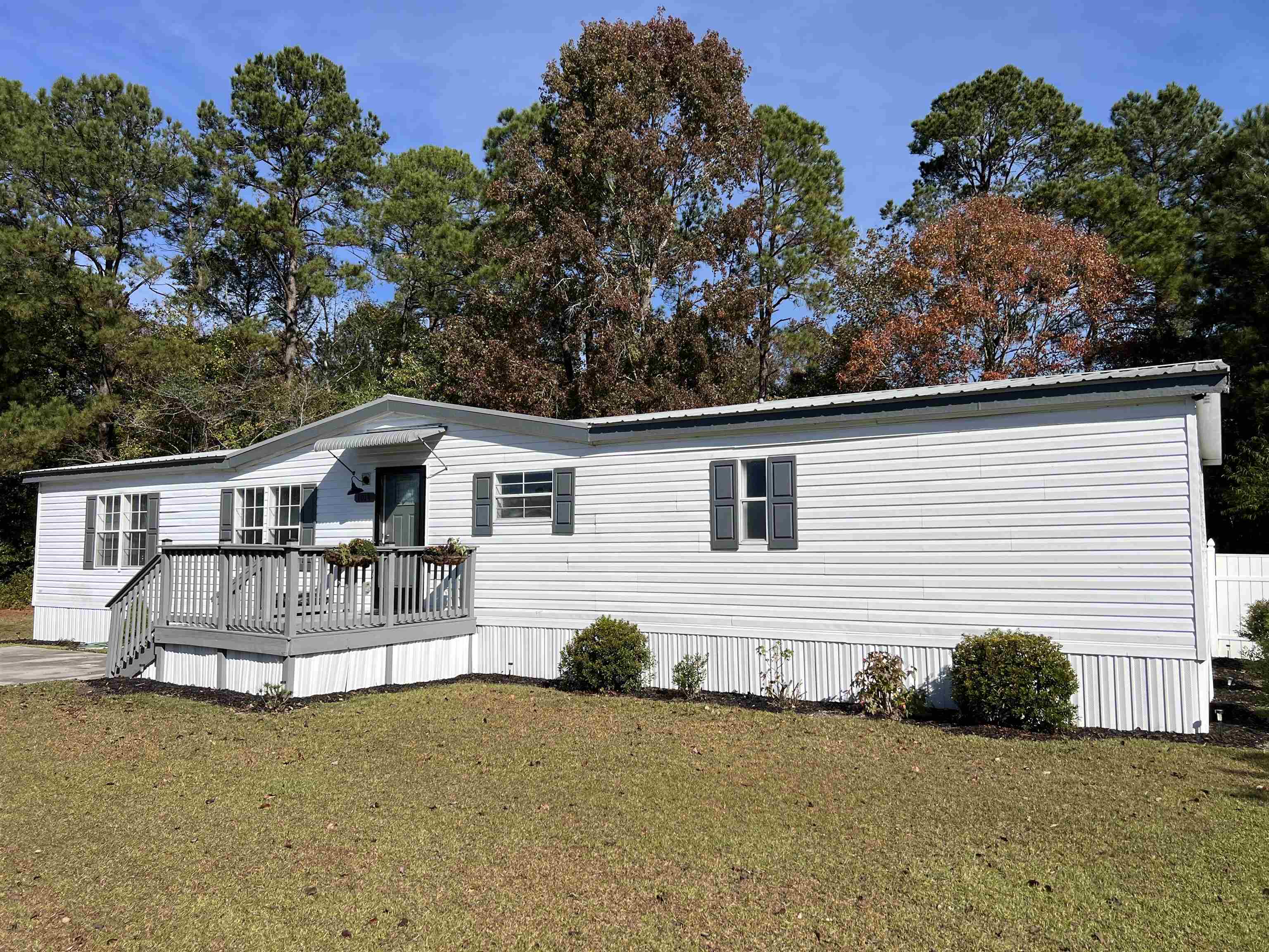 Photo 1 of Manufactured home for sale at 1014 Conway Plantation Dr, Conway, SC 29526 | MLS# 2621934 | Listing updated on 2026-09-04