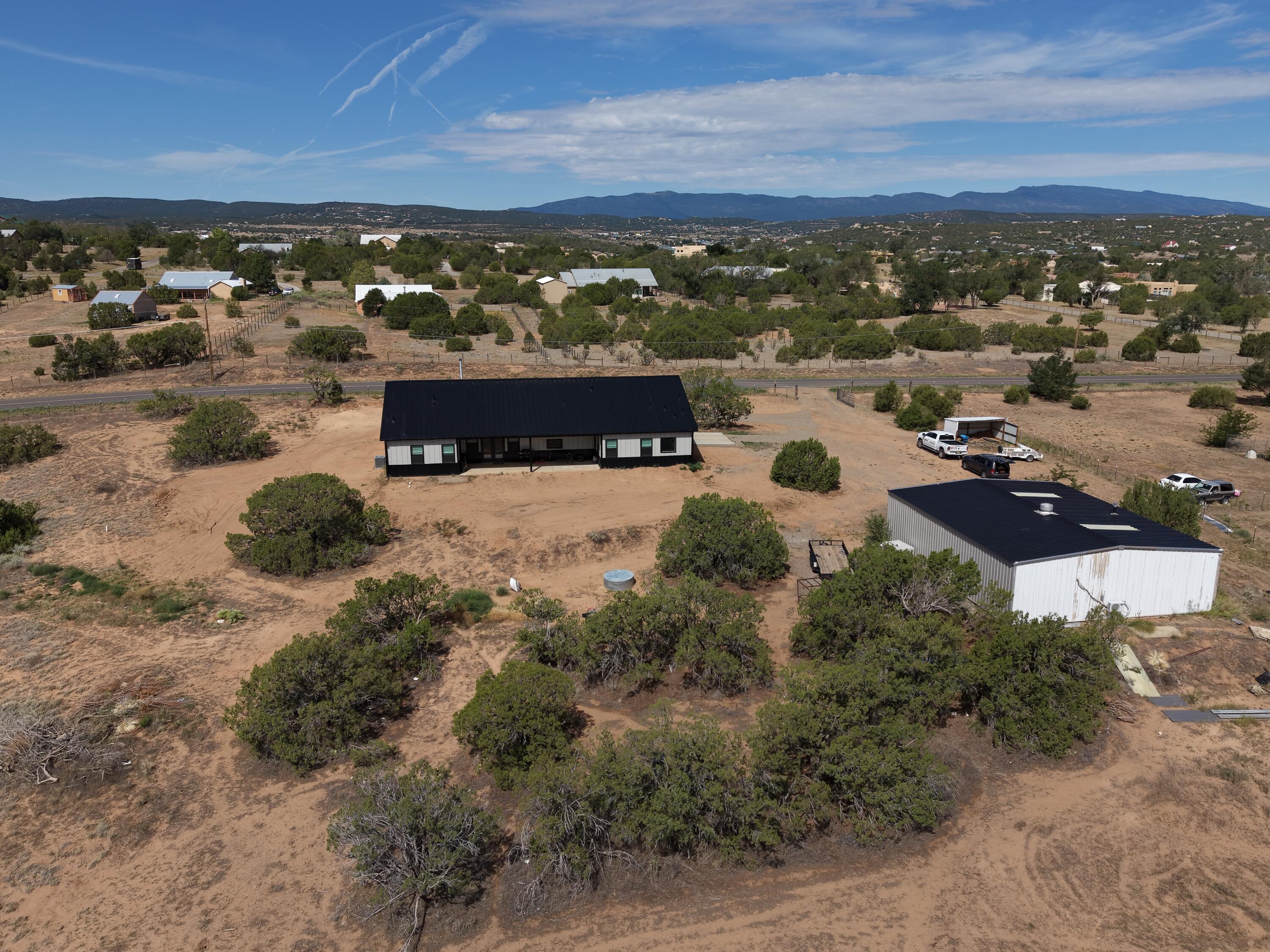 Photo 3 of Single family home for sale at 8 S Horton Rd, Edgewood, NM 87015 | MLS# 1110397 | Listing updated on 2026-09-16