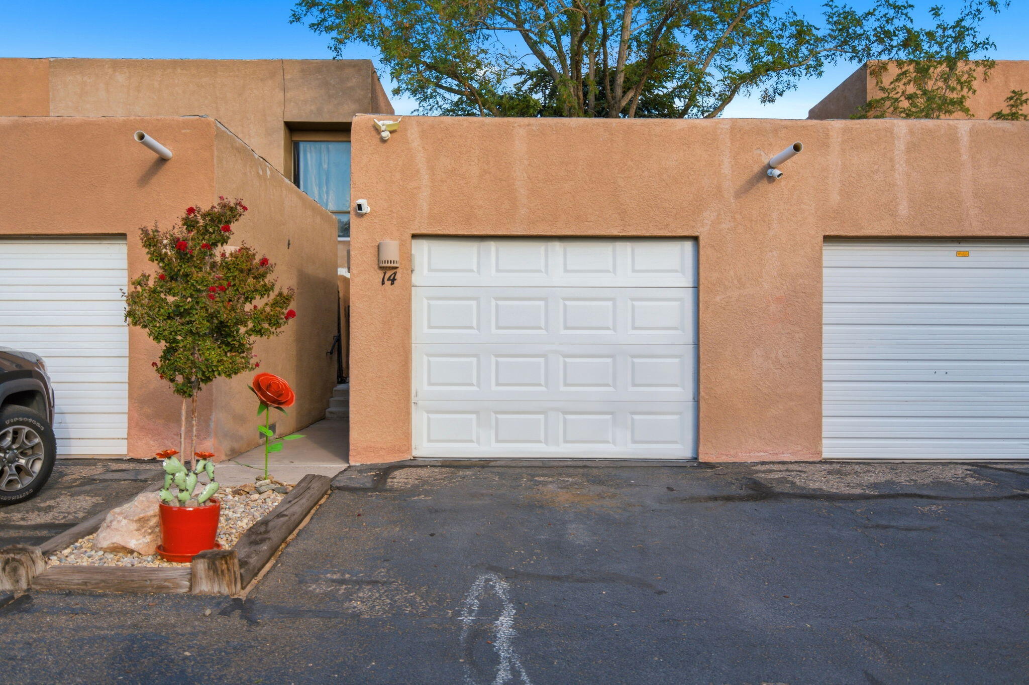 Photo 2 of Townhouse for sale at 2700 Vista Grande Dr NW #UNIT 14, Albuquerque, NM 87120 | MLS# 1110407 | Listing updated on 2026-09-16