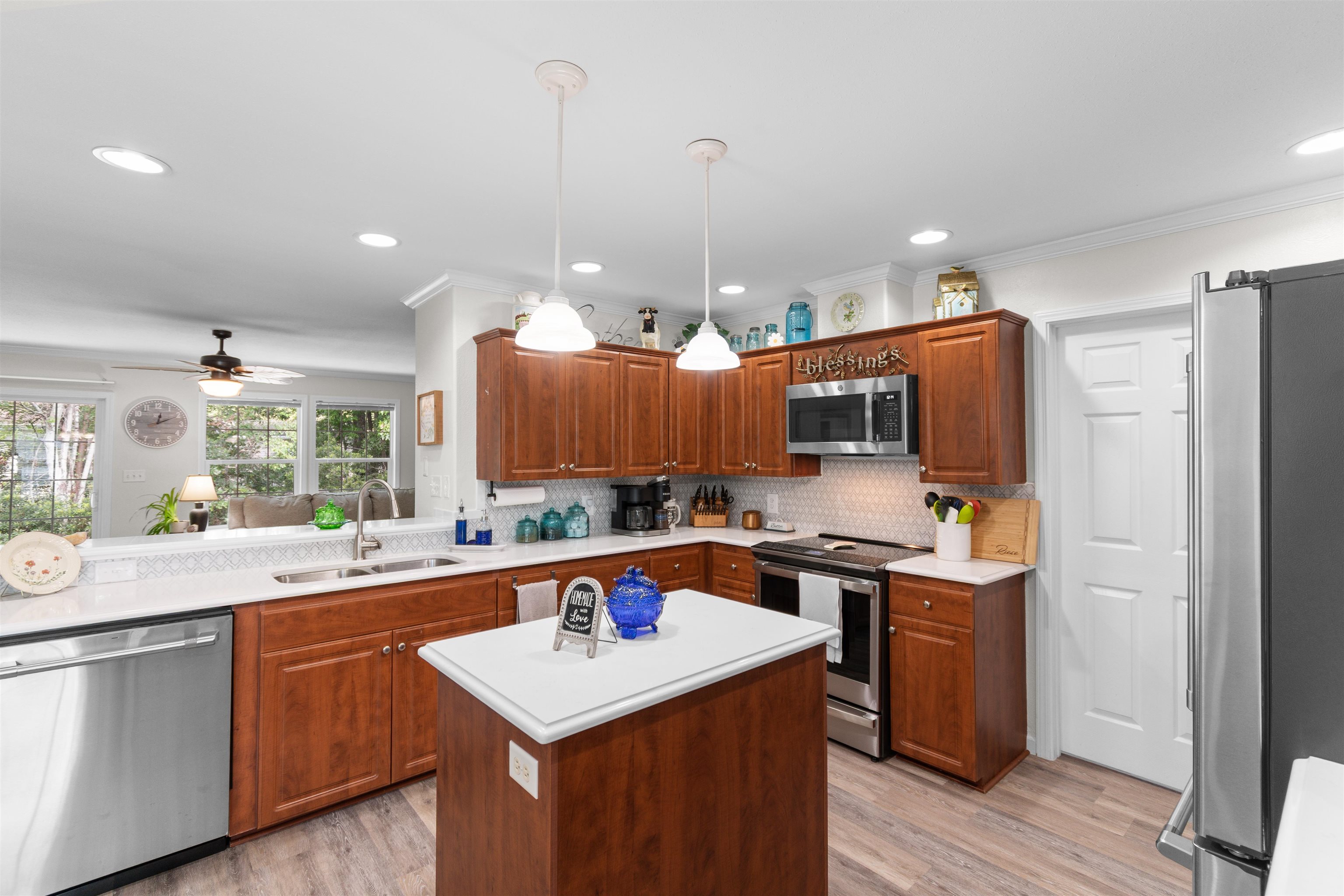 Photo 4 of Manufactured home for sale at 311 Walden Lake Rd, Conway, SC 29526 | MLS# 2621993 | Listing updated on 2026-09-04