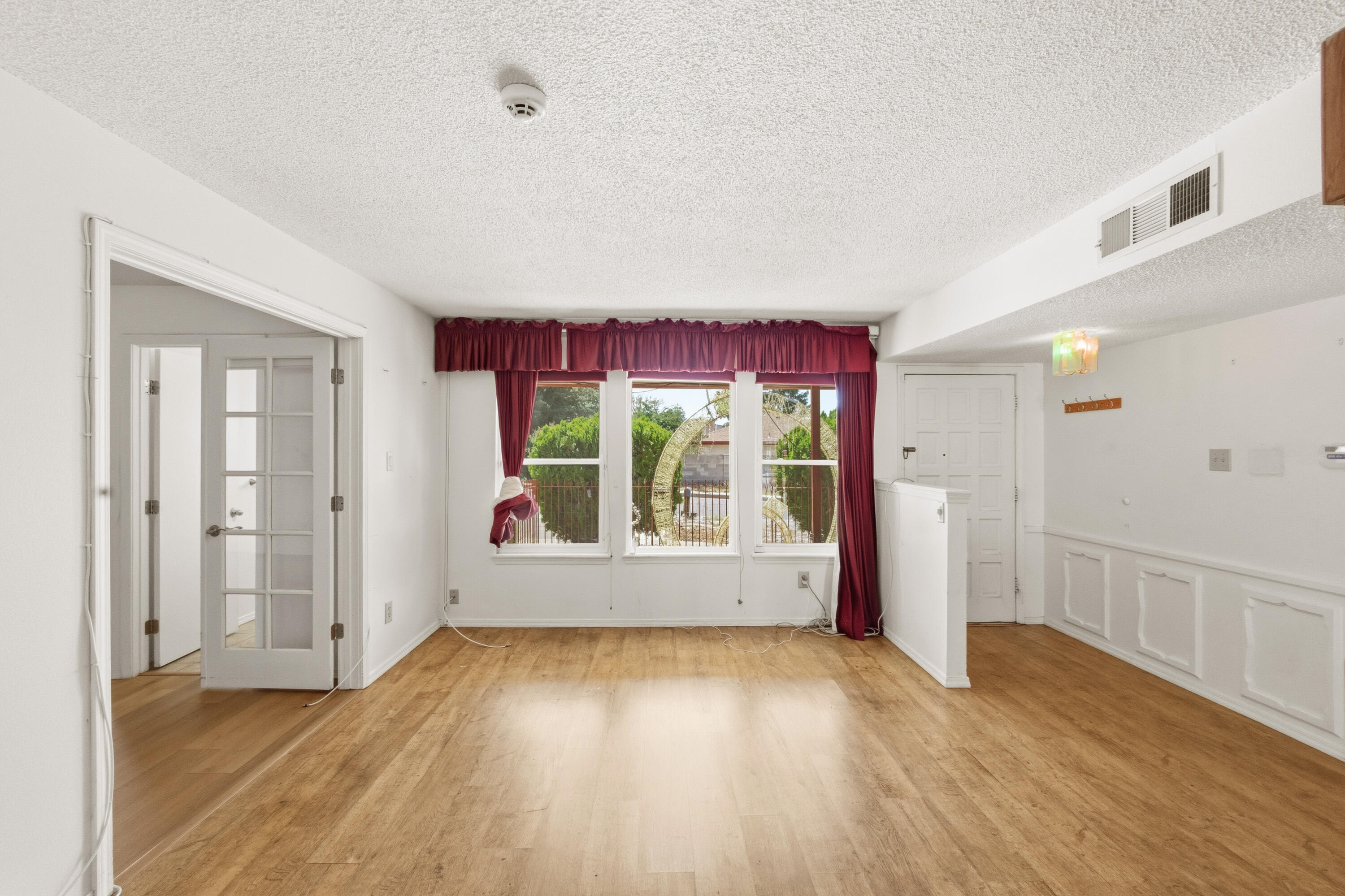 Photo 4 of Sale Pending at 12709 S Viewcrest Pl NE, Albuquerque, NM 87112 | MLS# 1110474 | Listing updated on 2026-09-16