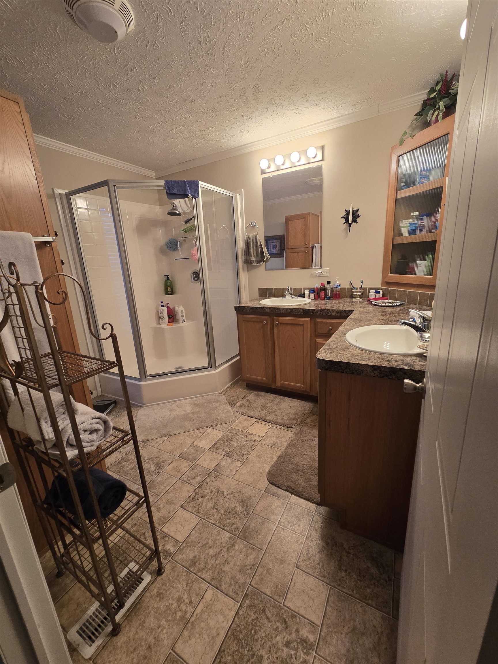 404 Delton Dr. 