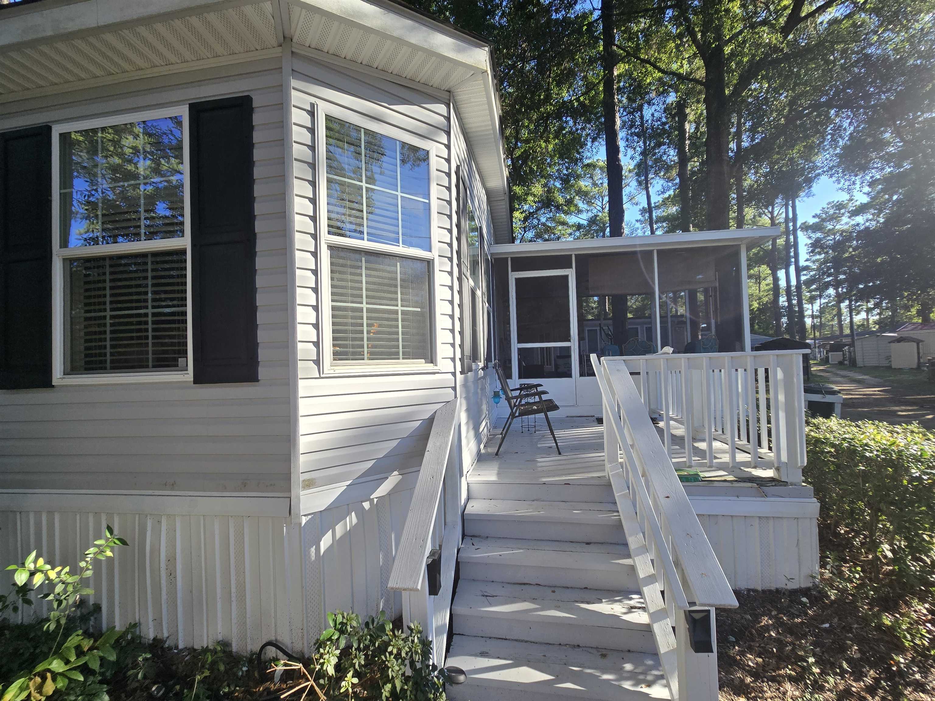 404 Delton Dr. 