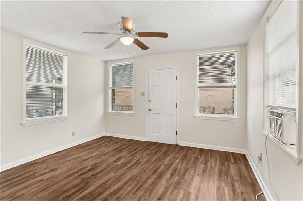 Photo 4 of Single family home for sale at 528-532 8th Street, Gretna, LA 70053 | MLS# 2575911 | Listing updated on 2026-09-05
