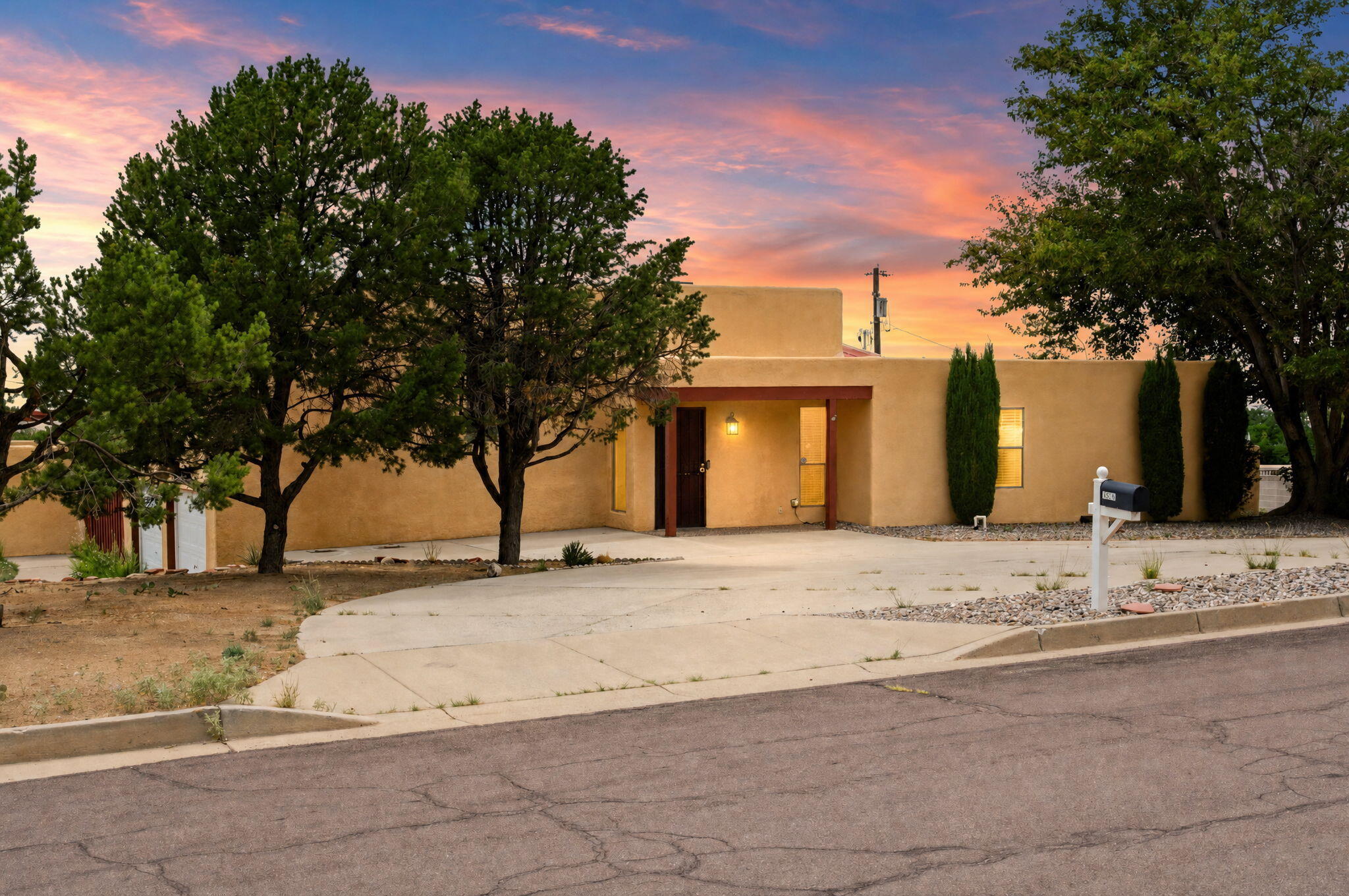 Single family home for sale at 14326 Oakwood Pl NE, Albuquerque, NM 87123 | MLS# 1110537