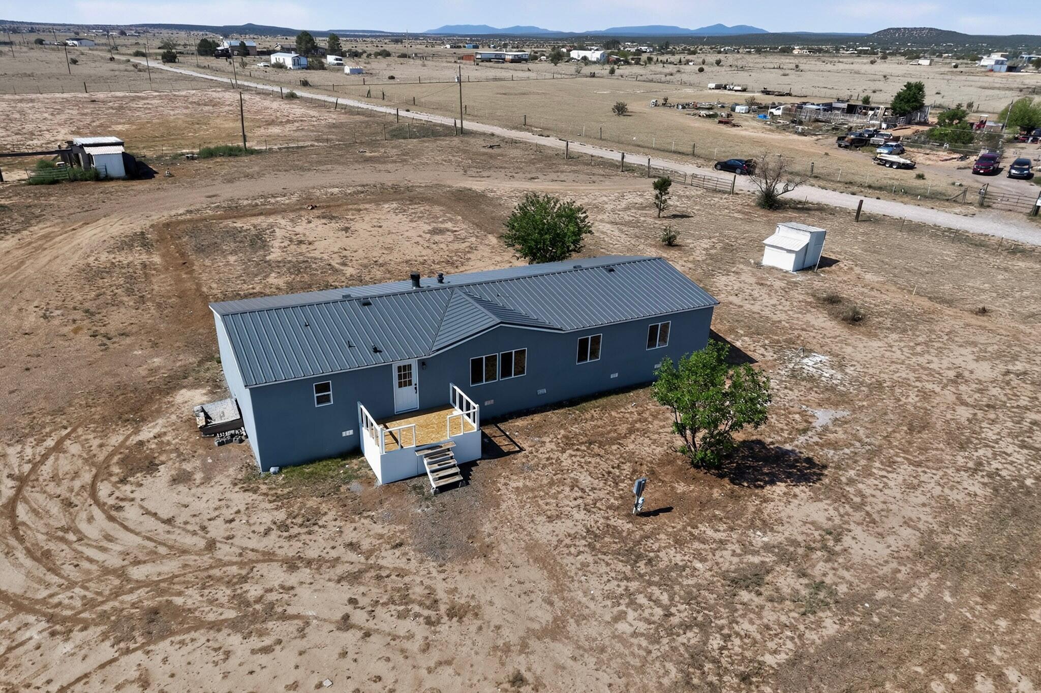 Photo 4 of Manufactured home for sale at 39 Rolling Hills Rd, Moriarty, NM 87035 | MLS# 1110243 | Listing updated on 2026-09-07
