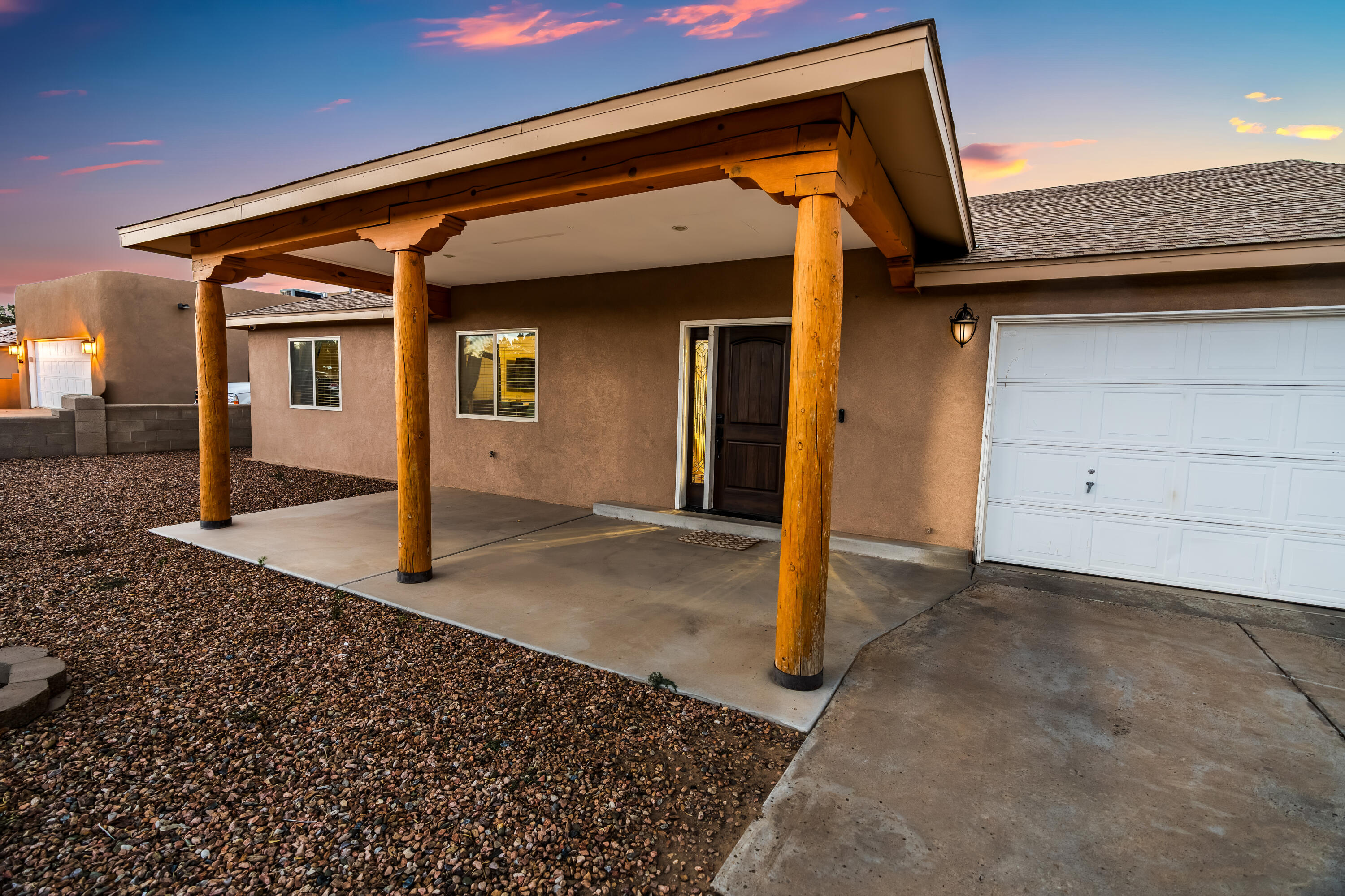 Photo 2 of Single family home for sale at 3004 22nd Avenue Se, Rio Rancho, NM 87124 | MLS# 1110550 | Listing updated on 2026-09-14
