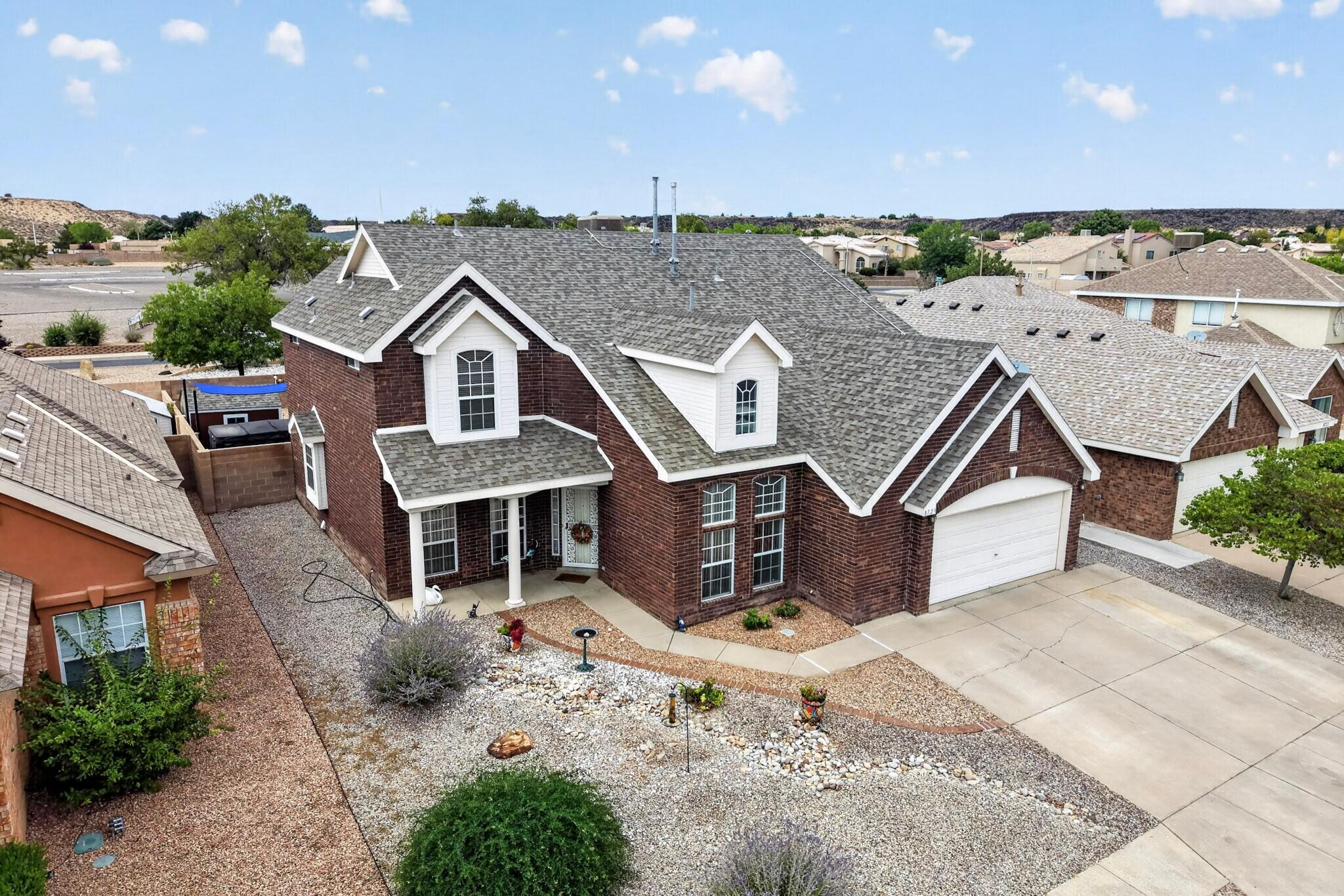 Photo 2 of Single family home for sale at 8723 Westridge Pl Nw, Albuquerque, NM 87114 | MLS# 1110574 | Listing updated on 2026-10-25