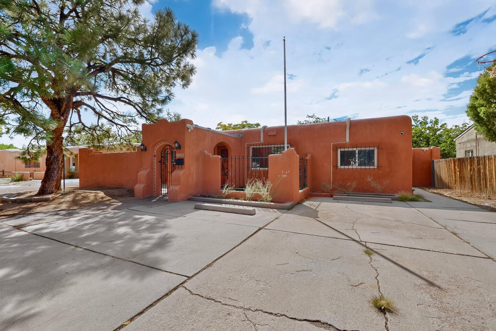 Photo 2 of Single family home for sale at 429 General Somervell St Ne, Albuquerque, NM 87123 | MLS# 1110576 | Listing updated on 2026-09-16