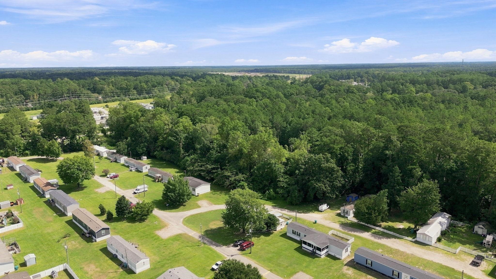 Photo 3 of Manufactured home for sale at 4660 Home Pl Cir, Myrtle Beach, SC 29588 | MLS# 2622213 | Listing updated on 2026-10-11