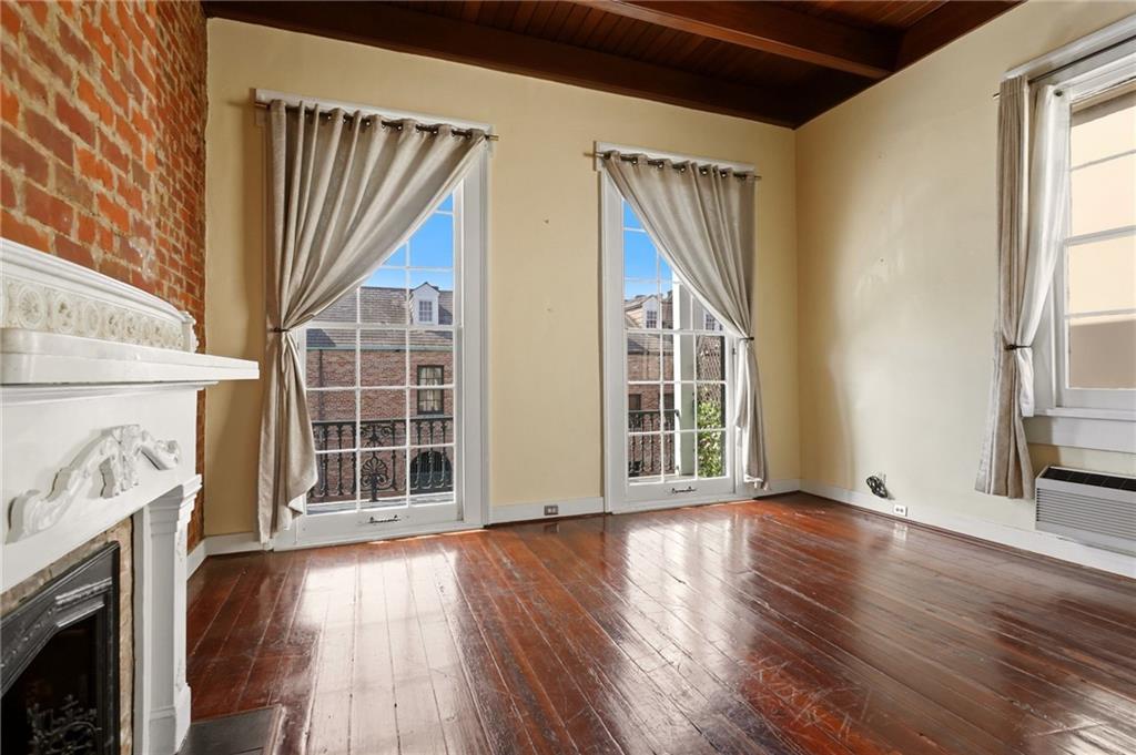 Listing Photo 4 - Condo for sale in building located at 1210 Chartres St, New Orleans, LA 70116 - Unit #6