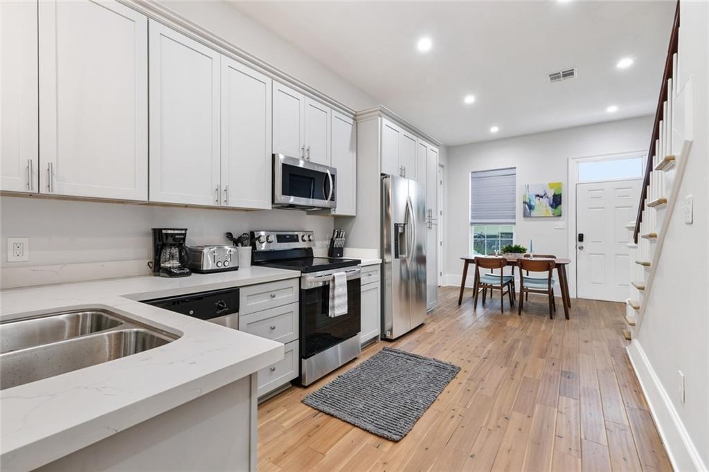 Listing Photo 5 - Condo for sale in building located at 2761 63rd St Peter St, New Orleans, LA 70119