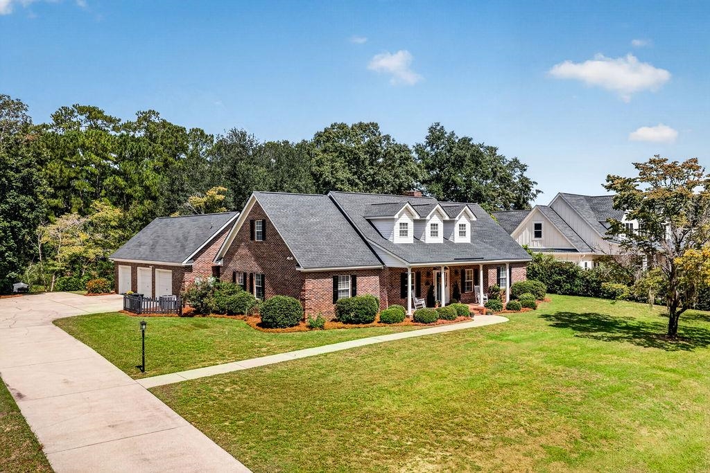 Photo 3 of Single family home for sale at 387 Robin Dr, Georgetown, SC 29440 | MLS# 2622334 | Listing updated on 2026-09-25