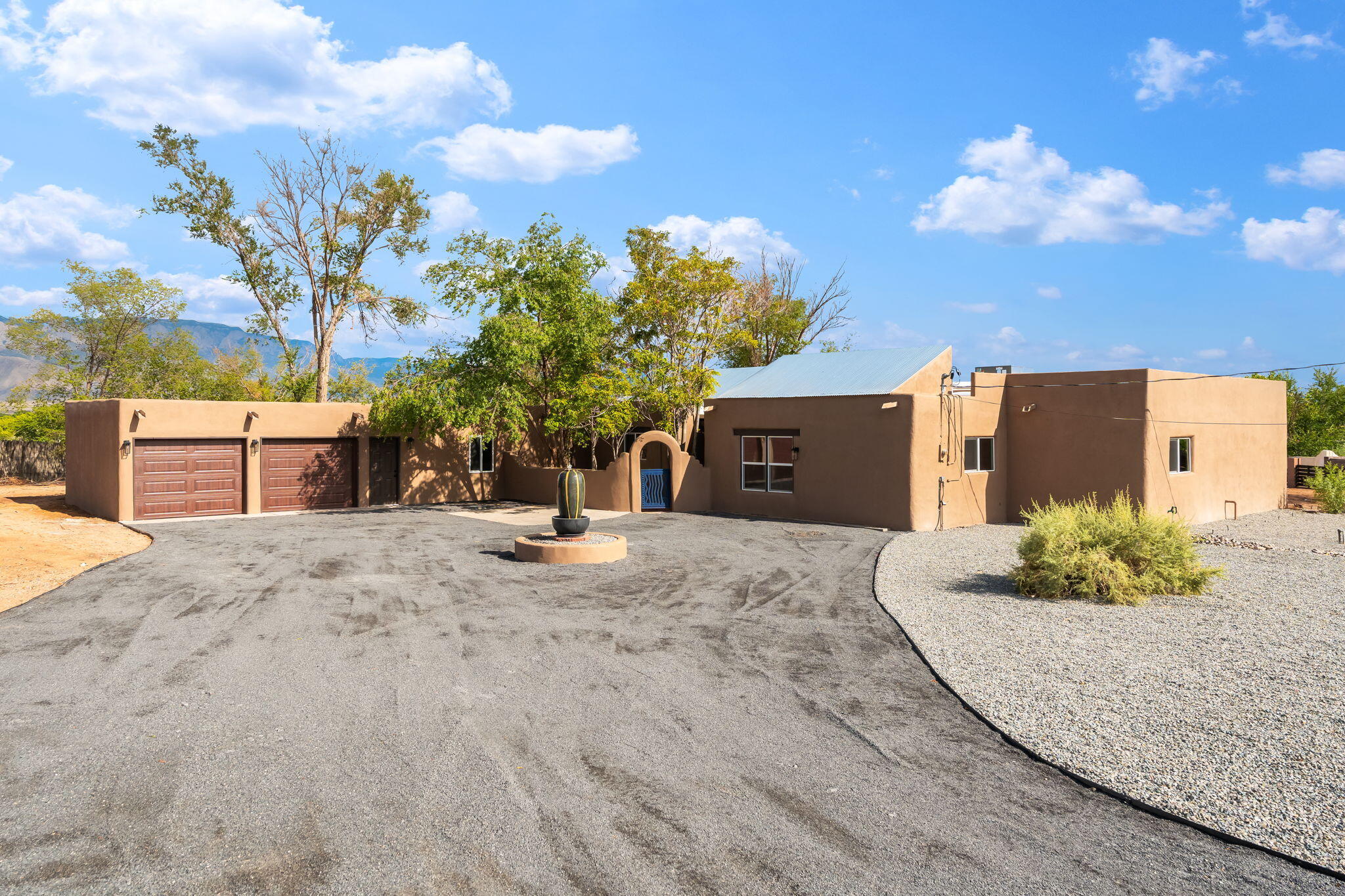 Photo 2 of Single family home for sale at 78 El Rey Dr Nw, Corrales, NM 87048 | MLS# 1110683 | Listing updated on 2026-09-18