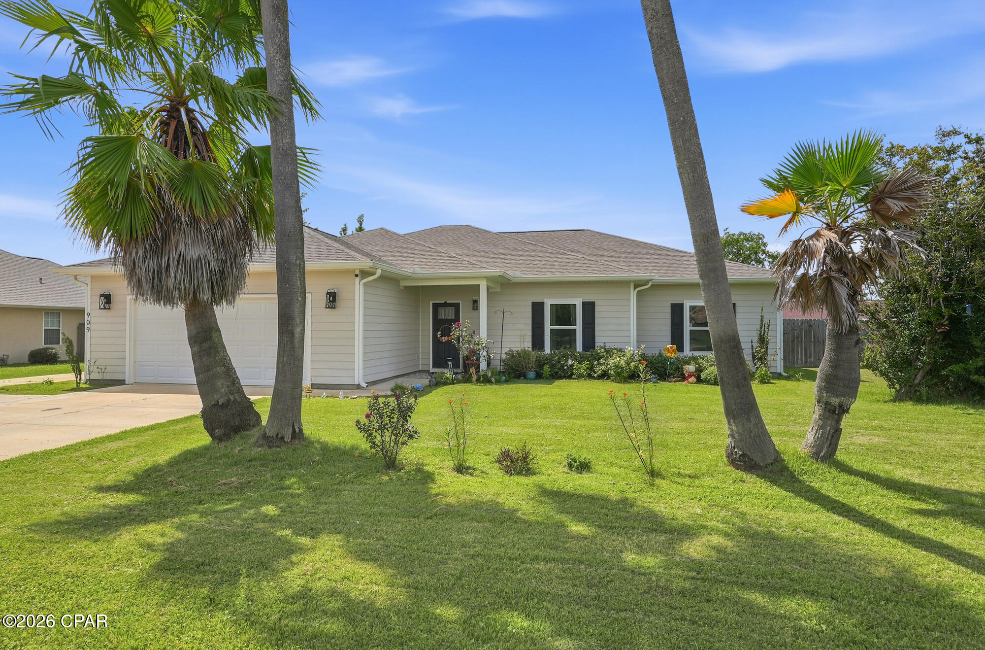 Photo 1 of Single family home for sale at 909 Mallory Dr, Panama City, FL 32405 | MLS# 795211 | Listing updated on 2026-10-30