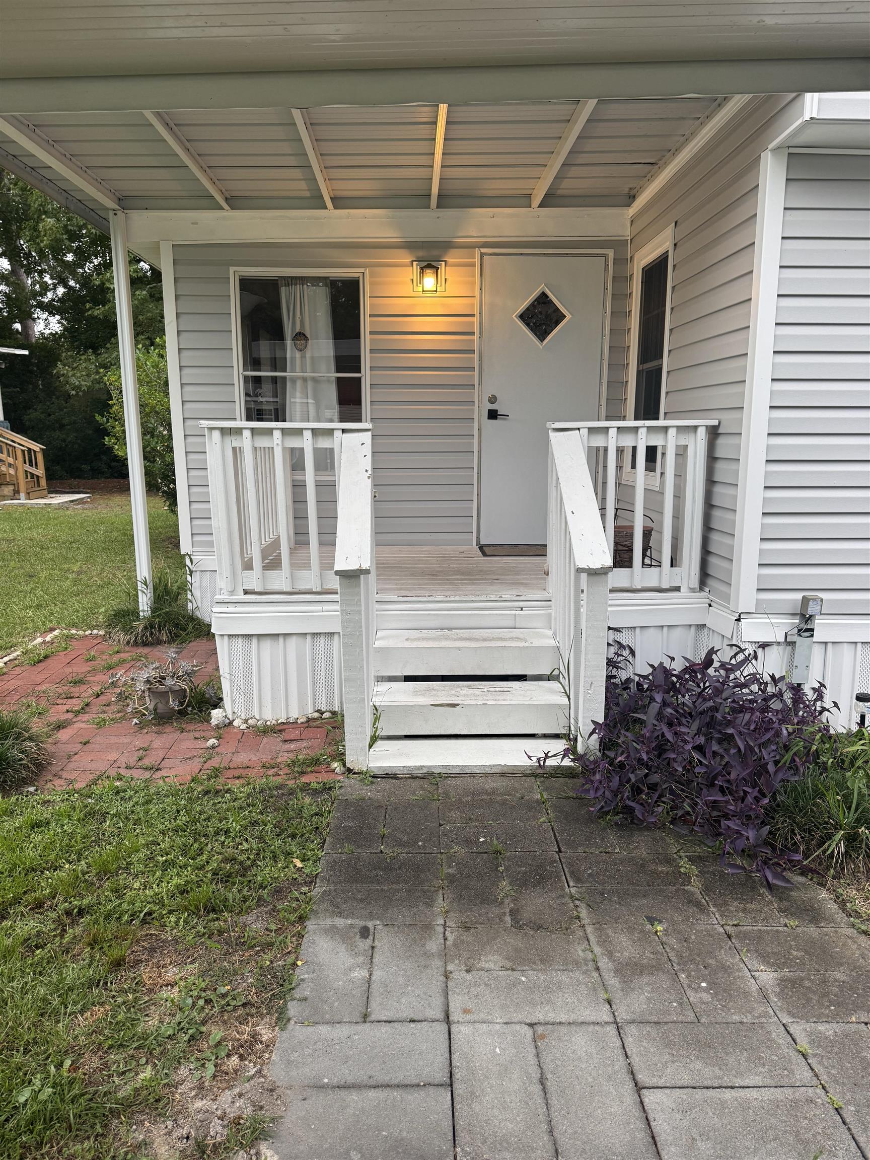 Photo 3 of Manufactured home for sale at 138 Offshore Dr, Murrells Inlet, SC 29576 | MLS# 2622345 | Listing updated on 2026-09-24