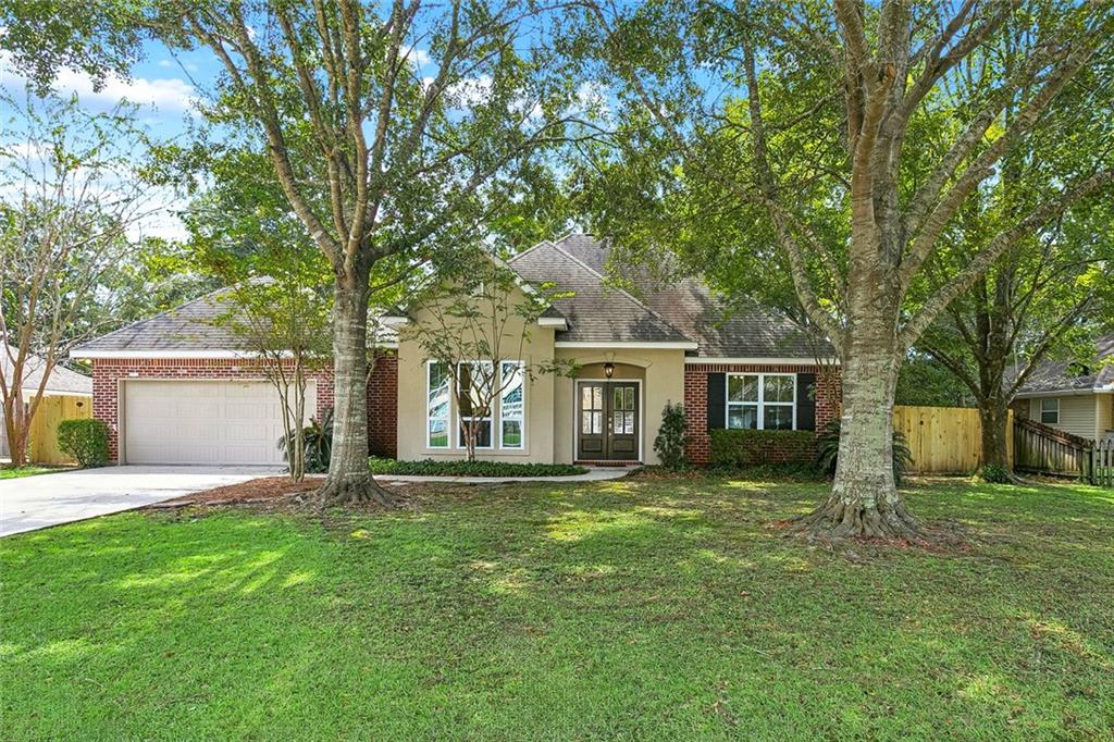 Photo 1 of Single family home for sale at 2045 White Myrtle Dr, Madisonville, LA 70447 | MLS# 2572262 | Listing updated on 2026-09-10