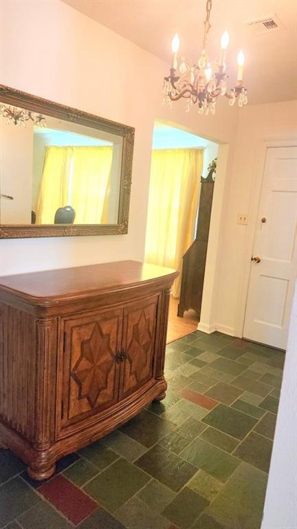 Photo 4 of Single family home for sale at 4650 Glendale St, Metairie, LA 70006 | MLS# 2576422 | Listing updated on 2026-09-14