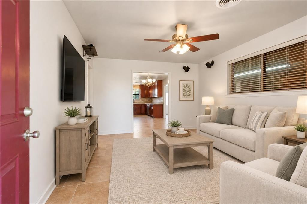 Photo 1 of Single family home for sale at 1625 Kent Ave, Metairie, LA 70001 | MLS# 2576166 | Listing updated on 2026-09-17