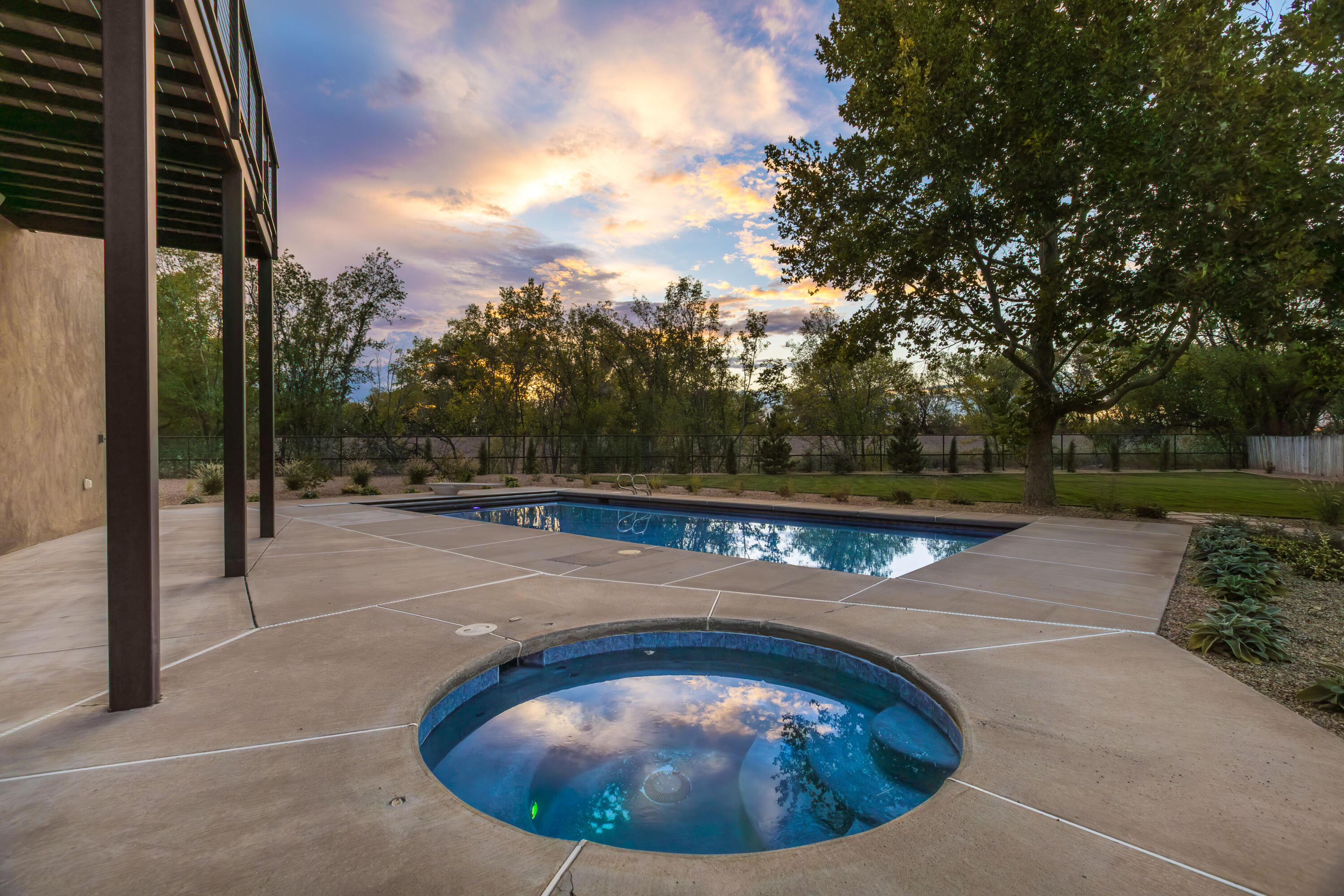 Photo 4 of Single family home for sale at 1703 Edwardo Y Juanita Ct NW, Los Ranchos, NM 87107 | MLS# 1110712 | Listing updated on 2026-09-10