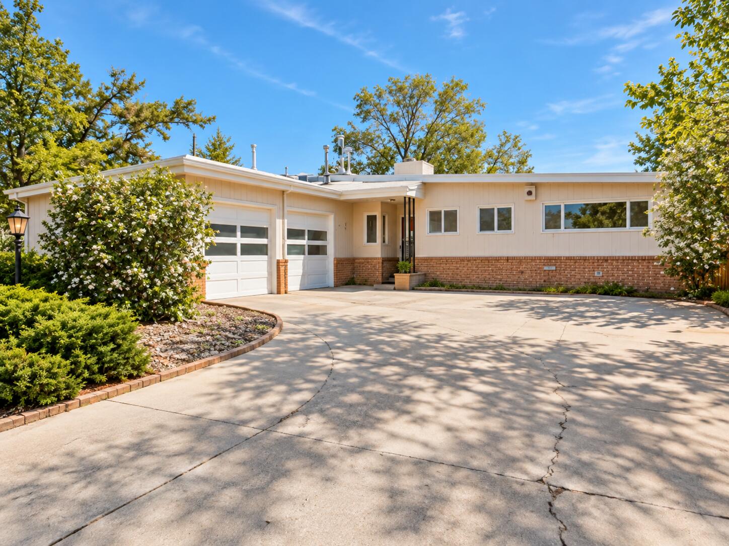 10708 Bellamah Avenue, Albuquerque NM 87112