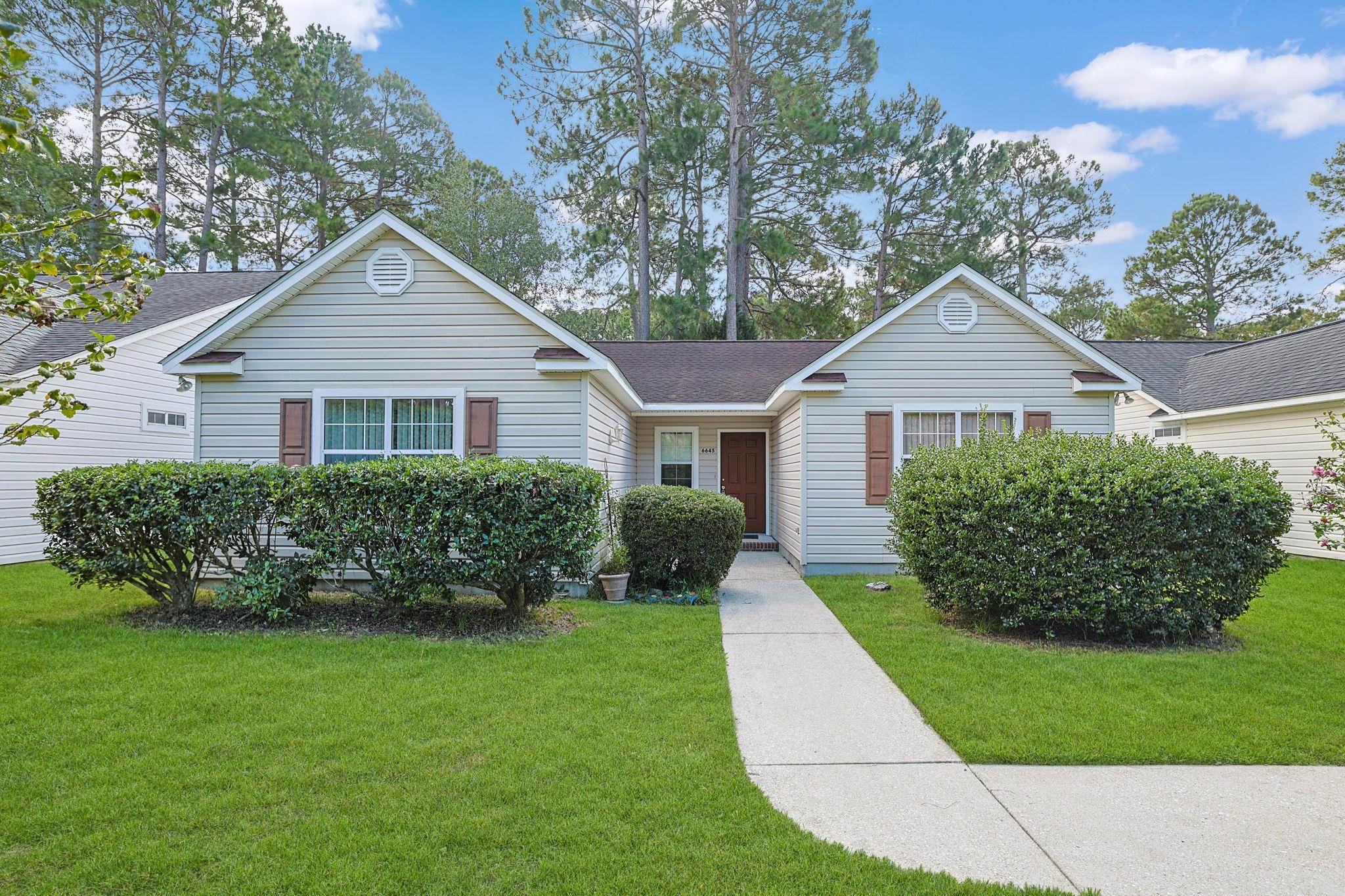 Photo 1 of Sale Pending at 6645 Cinnamon Fern Ln, Myrtle Beach, SC 29588 | MLS# 2622489 | Listing updated on 2026-10-10