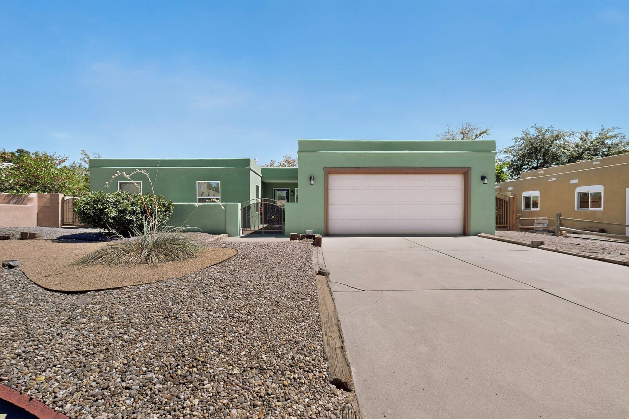 Photo 3 of Sale Pending at 5812 Morgan Ln Nw, Albuquerque, NM 87120 | MLS# 1110881 | Listing updated on 2026-10-09