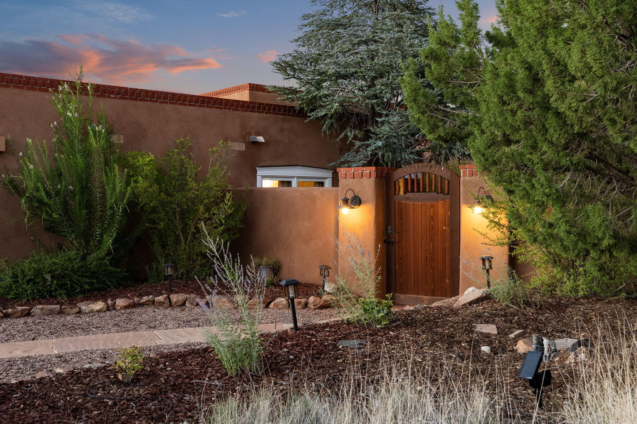 Photo 4 of Single family home for sale at 27 Homestead Ln, Placitas, NM 87043 | MLS# 1110907 | Listing updated on 2026-09-13