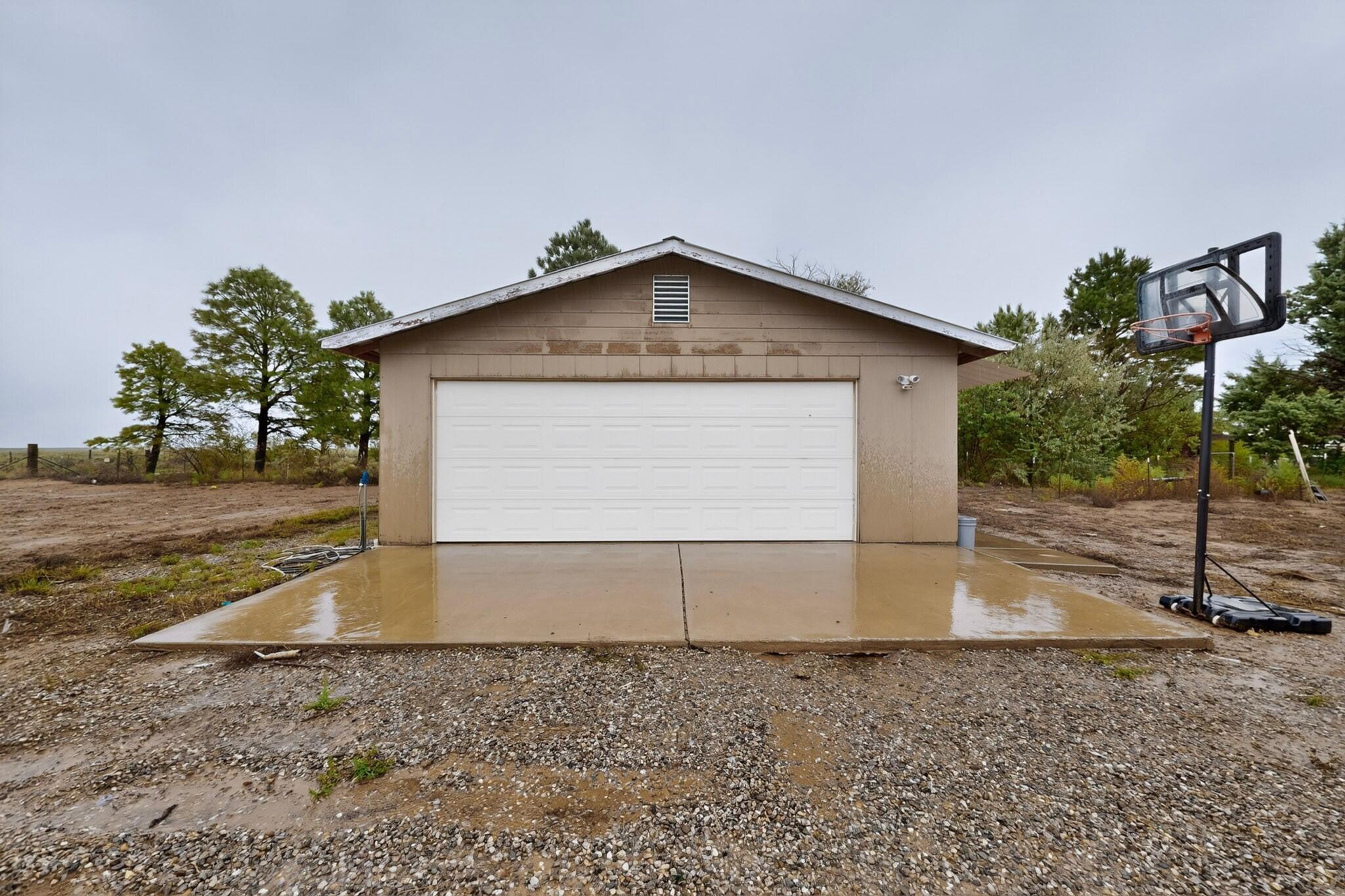 Photo 4 of Manufactured home for sale at 87 Amy Rd, Los Lunas, NM 87031 | MLS# 1110911 | Listing updated on 2026-10-03