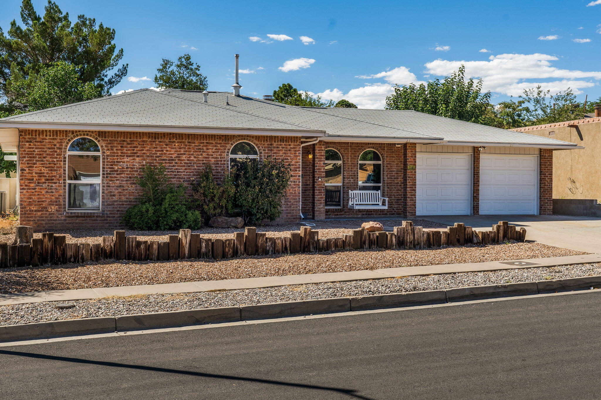 Photo 3 of Sale Pending at 7201 Hearth Dr Nw, Albuquerque, NM 87120 | MLS# 1110903 | Listing updated on 2026-09-15
