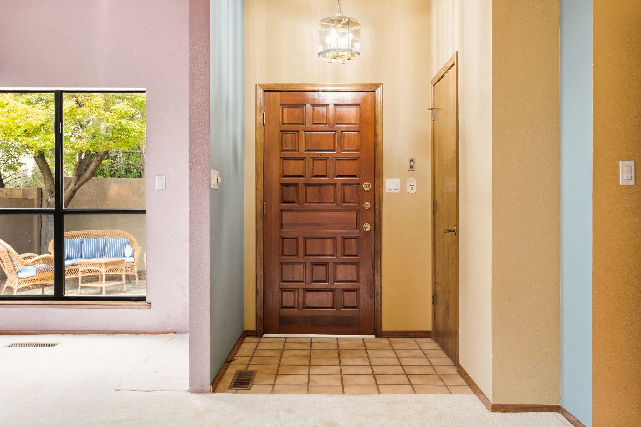 Photo 4 of Townhouse for sale at 7452 Burlison Dr NE, Albuquerque, NM 87109 | MLS# 1110936 | Listing updated on 2026-09-17