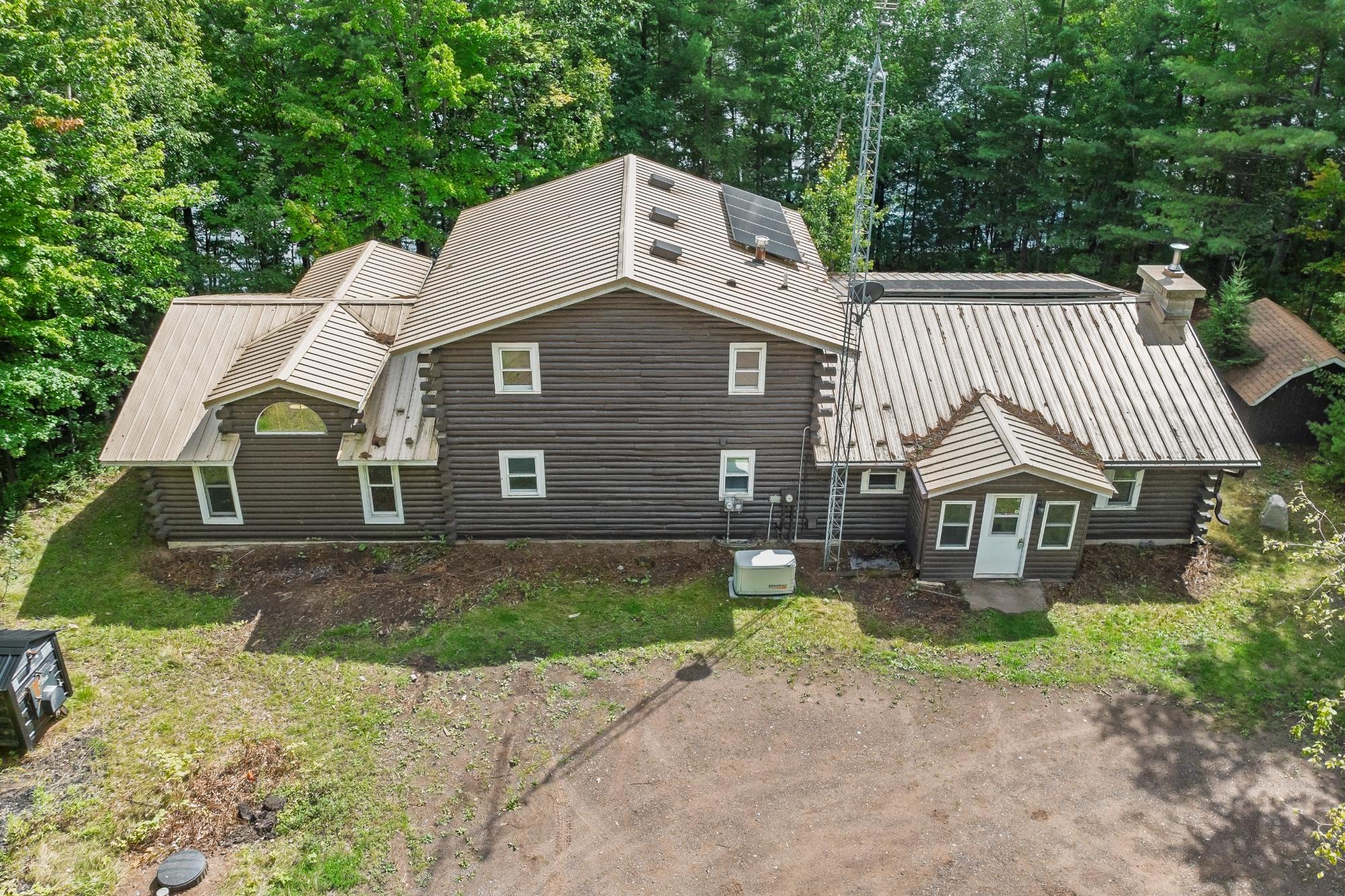 1187 Loon Ln