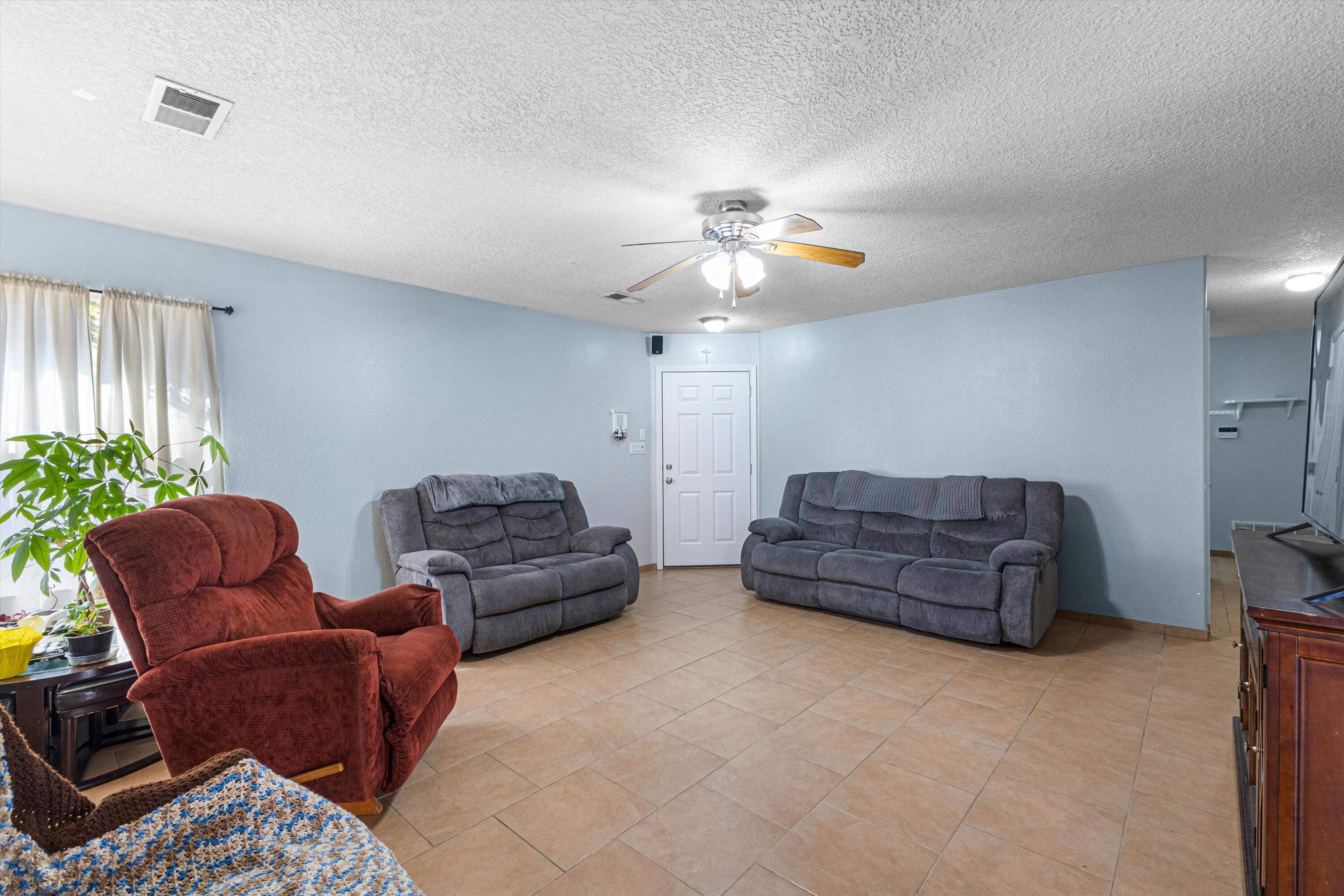 Photo 3 of Single family home for sale at 700 97th Street Sw, Albuquerque, NM 87121 | MLS# 1110953 | Listing updated on 2026-09-16