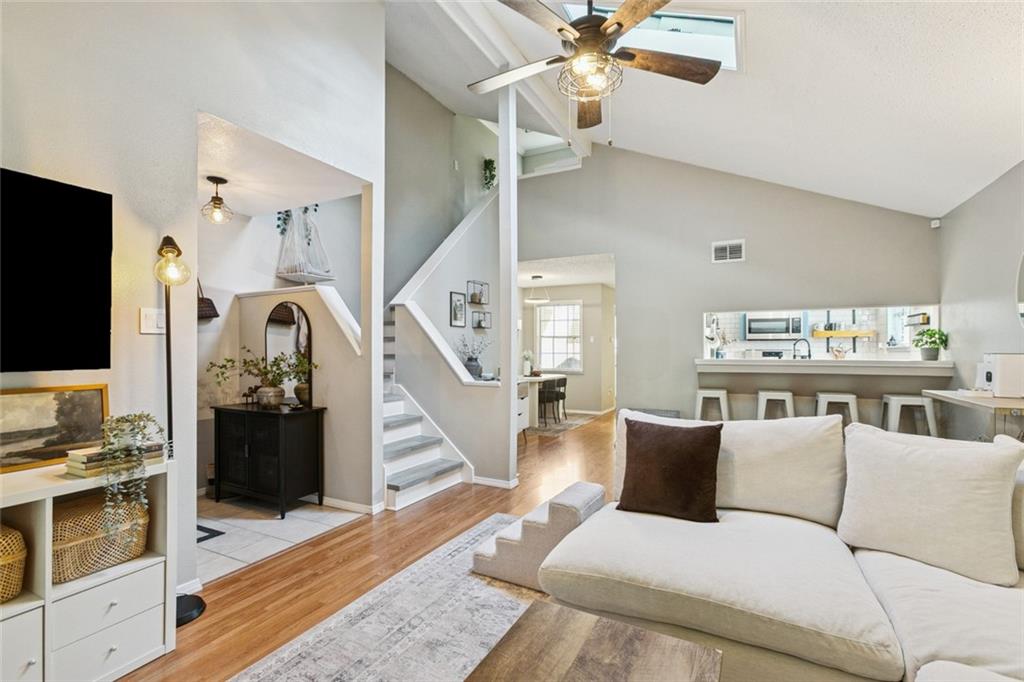 Photo 3 of Townhouse for sale at 6567 Milne Blvd, New Orleans, LA 70124 | MLS# 2577057 | Listing updated on 2026-09-24