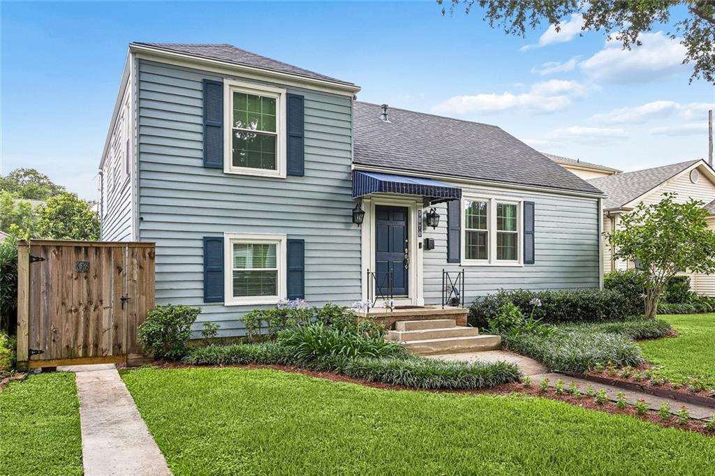 Photo 1 of Single family home for sale at 5870 Vicksburg St, New Orleans, LA 70124 | MLS# 2575261 | Listing updated on 2026-10-03