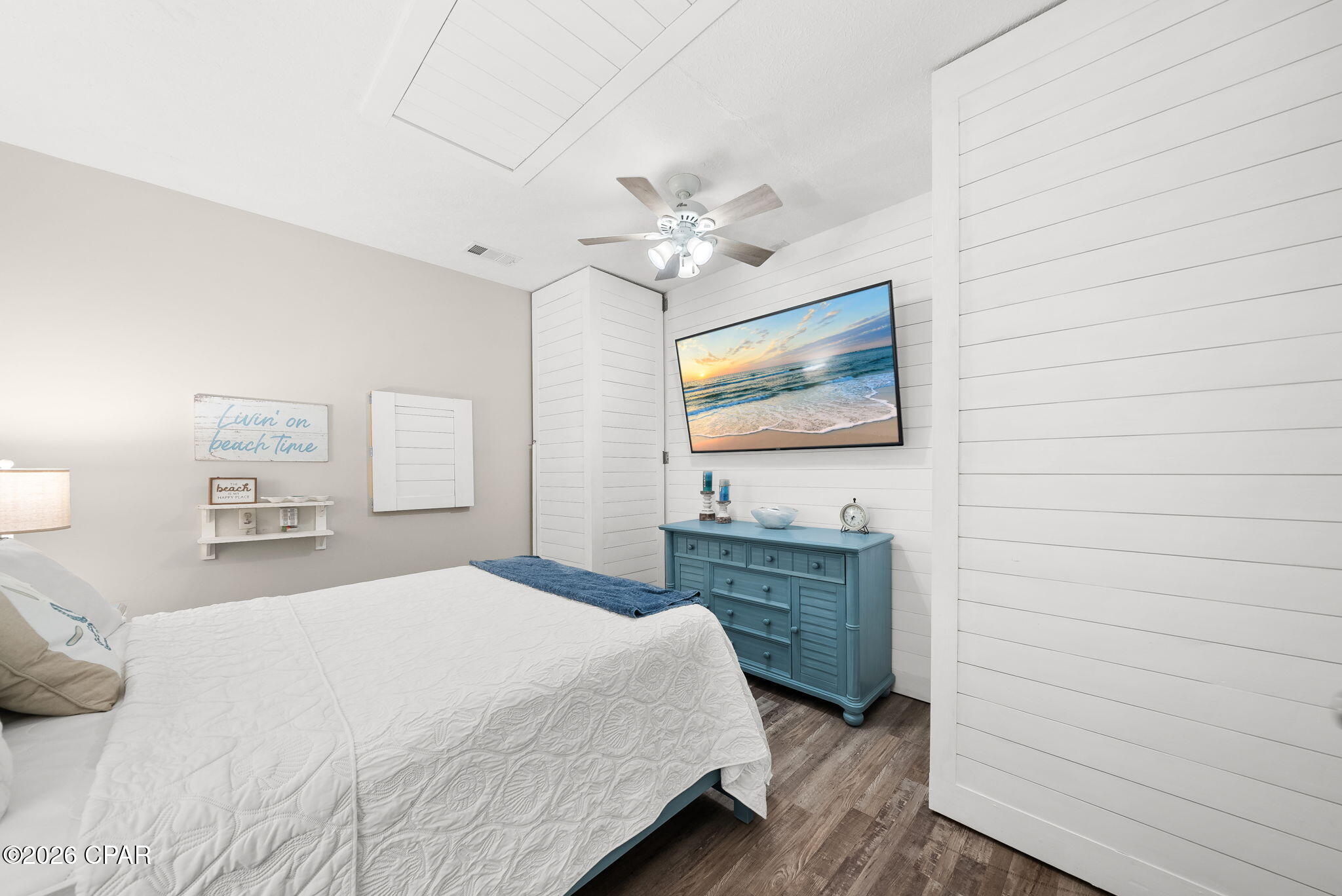 7018 S Lagoon Drive, Panama City Beach, FL 32408 thumbnail, photo 23 of 74
