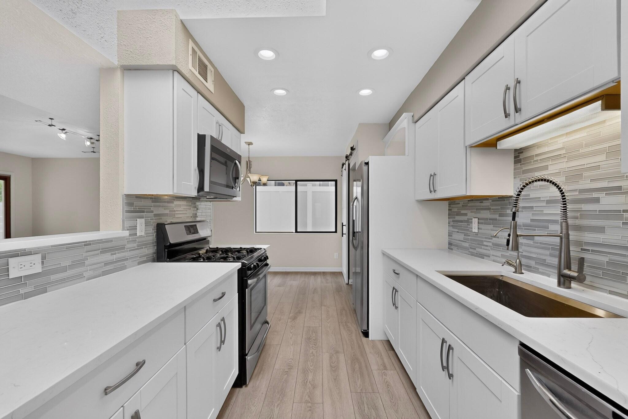 Photo 3 of Single family home for sale at 8121 Irwin St Ne, Albuquerque, NM 87109 | MLS# 1110992 | Listing updated on 2026-09-17