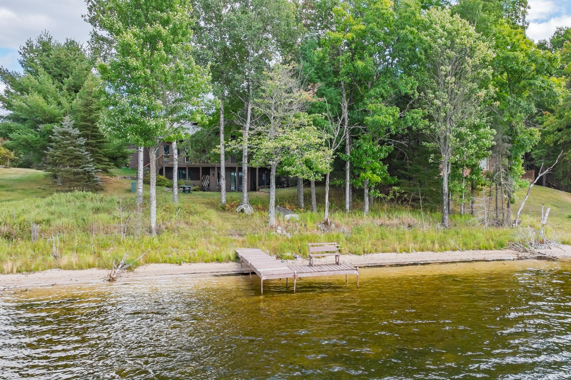 Spirit Lake (ER) Property 2437 Spirit Lake Ln Photo 3