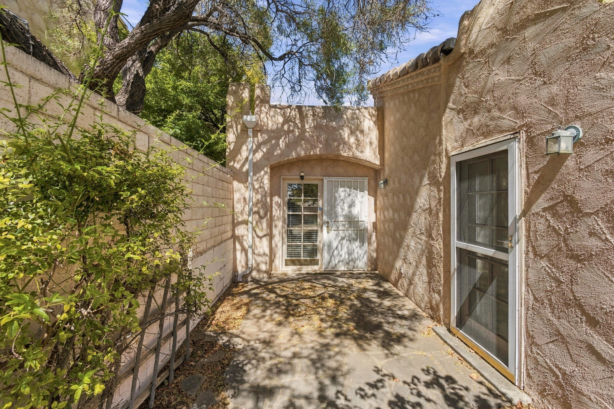 Photo 3 of Single family home for sale at 4520 Miramar Dr Nw, Albuquerque, NM 87114 | MLS# 1111016 | Listing updated on 2026-09-17