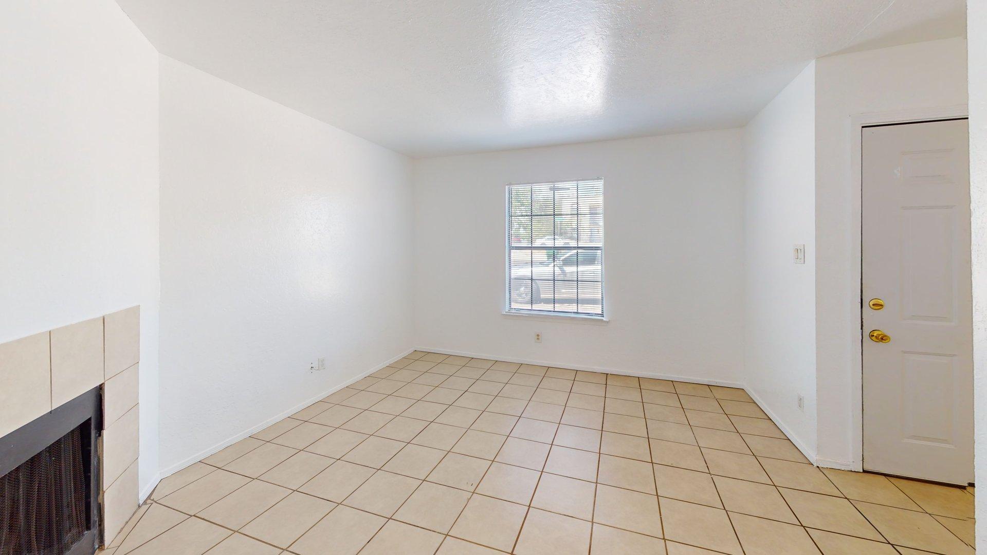 Photo 4 of House for sale at 1000 Meadowlark Ct SE, Rio Rancho, NM 87124 | MLS# 1111034 | Listing updated on 2026-09-17