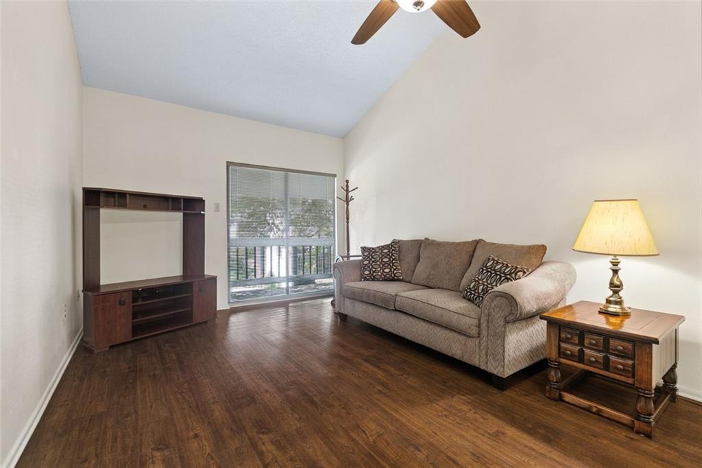 Photo 3 of Townhouse for sale at 832 S Clearview Pkwy #126, Harahan, LA 70123 | MLS# 2577323 | Listing updated on 2026-09-30