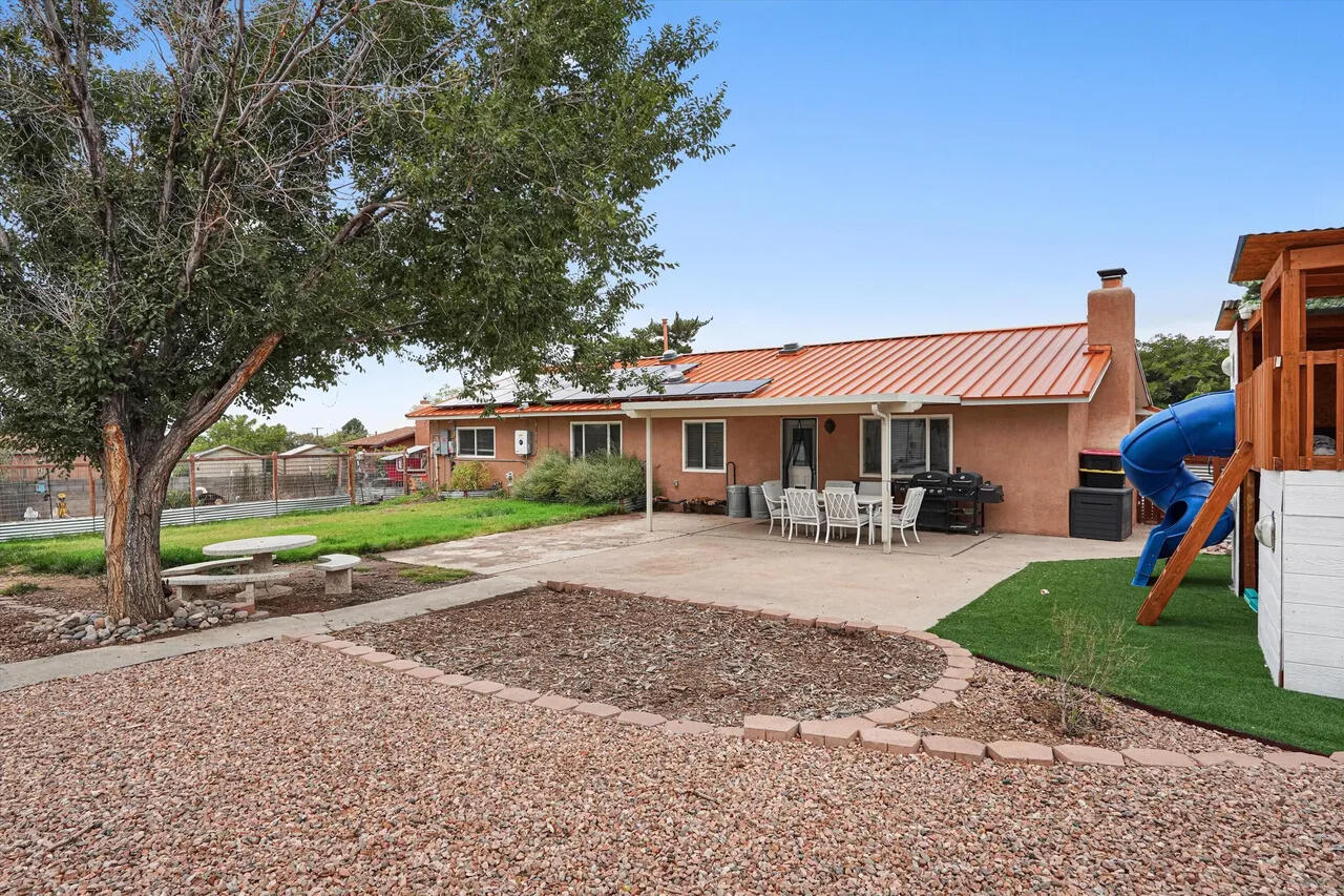 Photo 2 of Sale Pending at 3720 Big Bnd Rd Ne, Albuquerque, NM 87111 | MLS# 1111065 | Listing updated on 2026-10-21